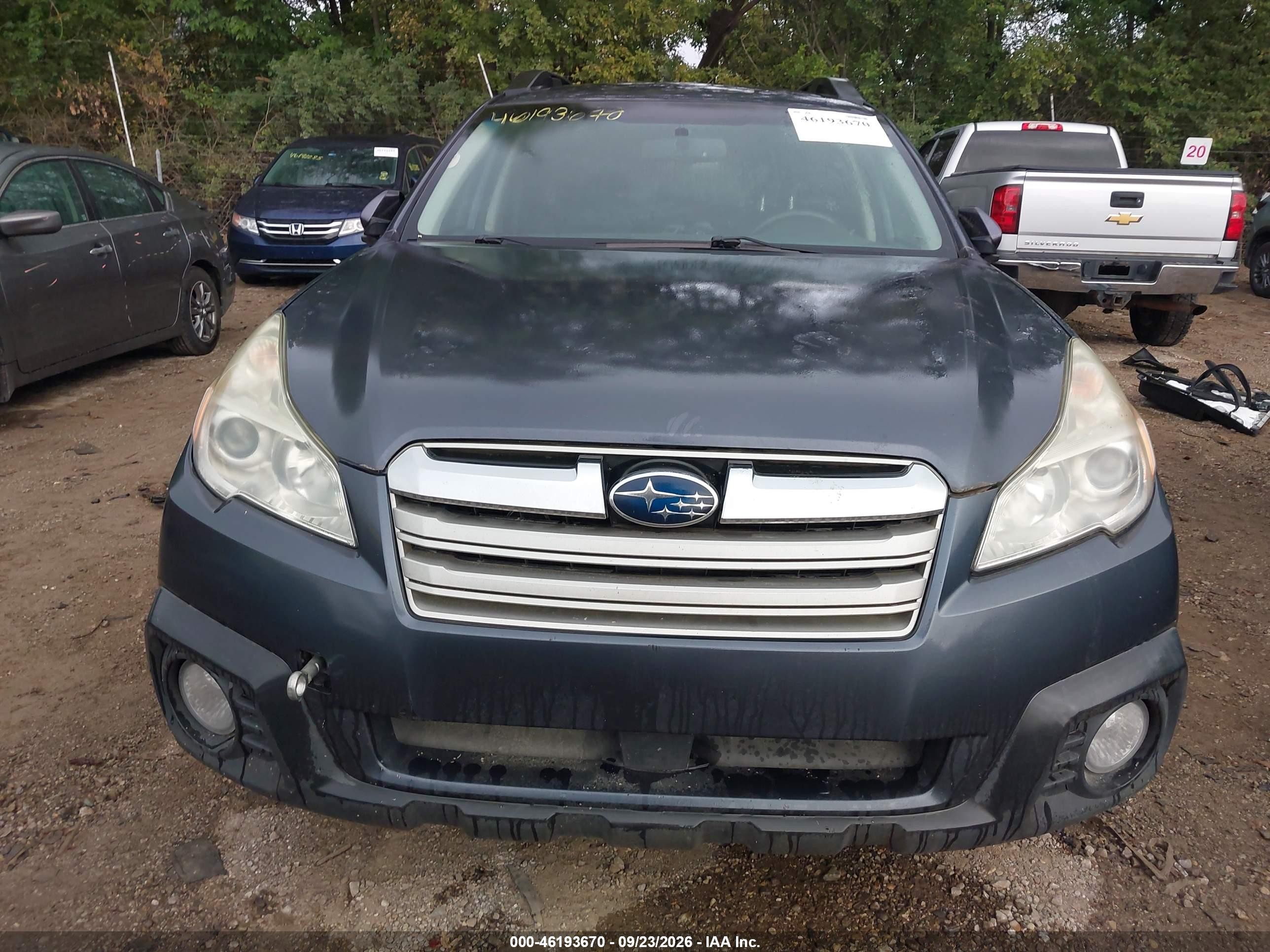 2014 Subaru Outback VIN 4S4BRCCC6E3259437 IAAI salvage auction — Normal Wear, Clear (Indiana), sold $1,325 on 2026-10-01 (photo 6)
