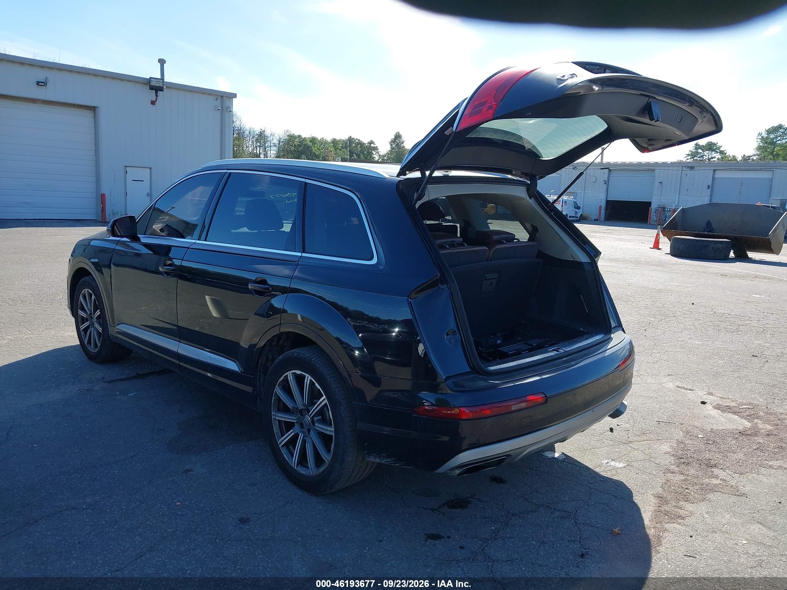 2018 Audi Q7 VIN WA1LHAF72JD044179 IAAI salvage auction — Front End, Mv-907A (New York), sold $5,600 on 2026-10-03 (photo 3)