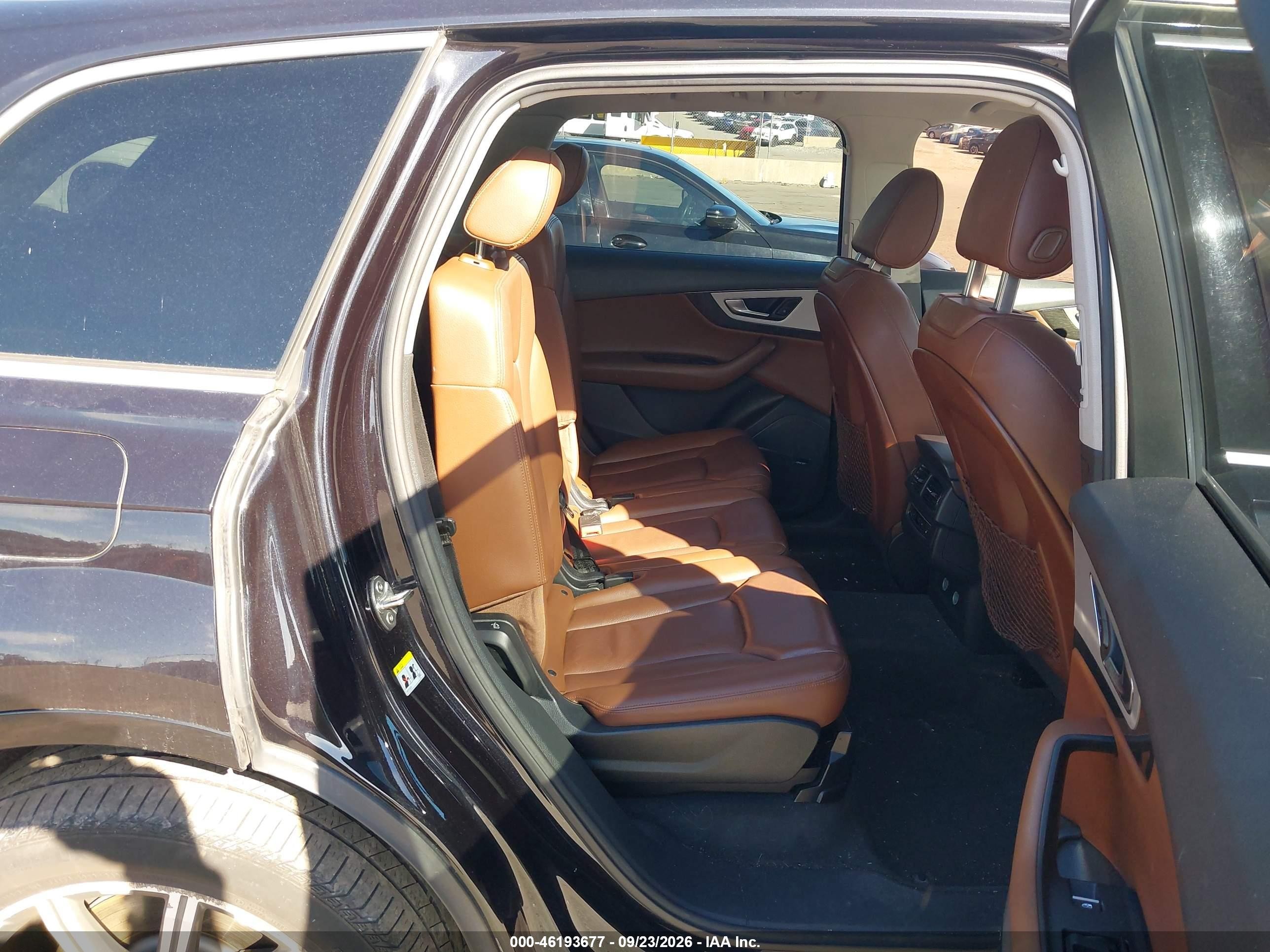 2018 Audi Q7 VIN WA1LHAF72JD044179 IAAI salvage auction — Front End, Mv-907A (New York), sold $5,600 on 2026-10-03 (photo 8)