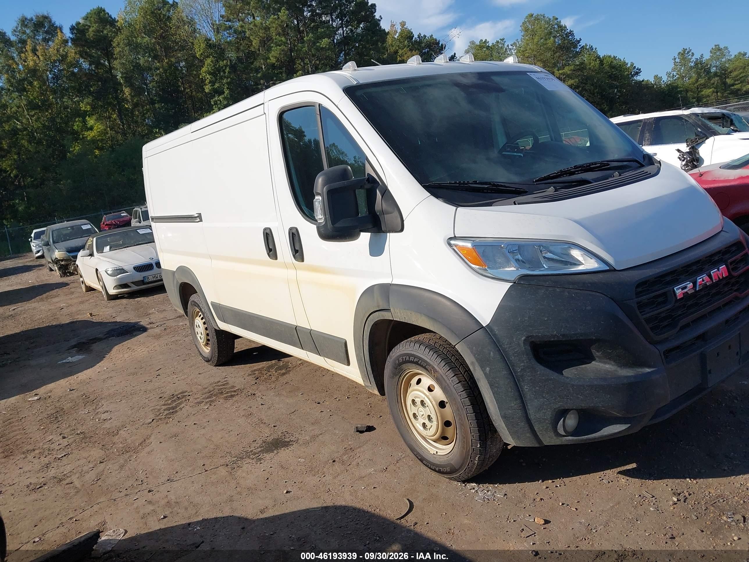 2025 Ram ProMaster 2500 VIN 3C6LRVVGXSE514316 — IAAI salvage auction photo