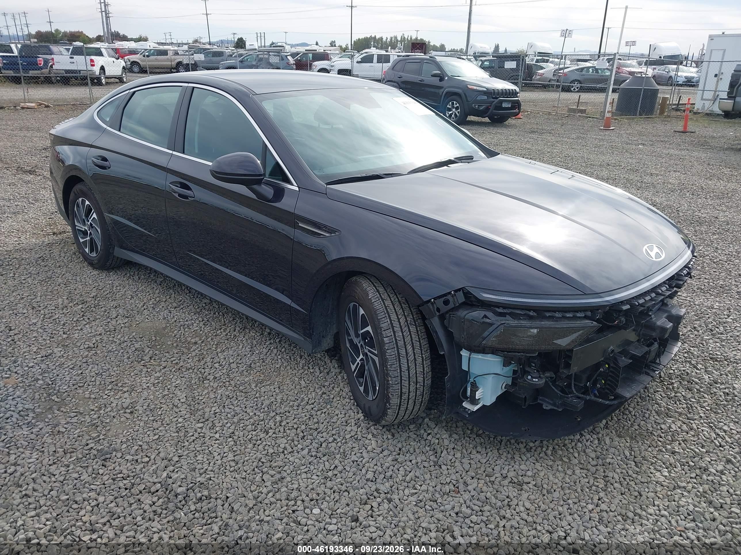 2026 Hyundai Sonata Hybrid VIN KMHL24JJXTA148060 — IAAI salvage auction photo