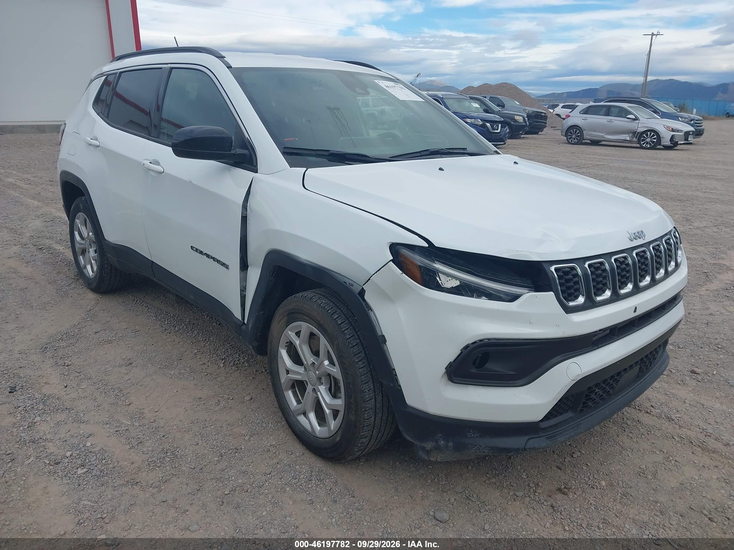 2024 Jeep Compass VIN 3C4NJDBNXRT110444 — IAAI salvage auction photo