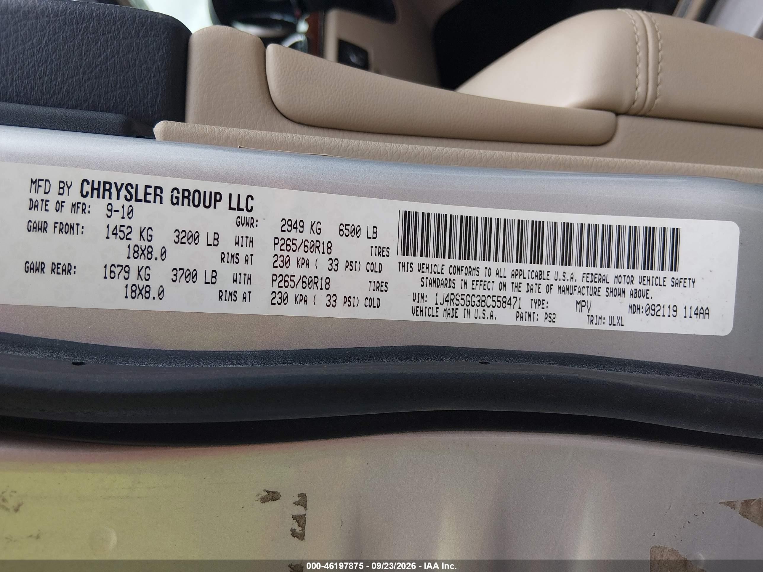 2011 Jeep Grand Cherokee VIN 1J4RS5GG3BC558471 IAAI salvage auction — Normal Wear, Clear (Tennessee), sold $1,650 on 2026-10-02 (photo 9)