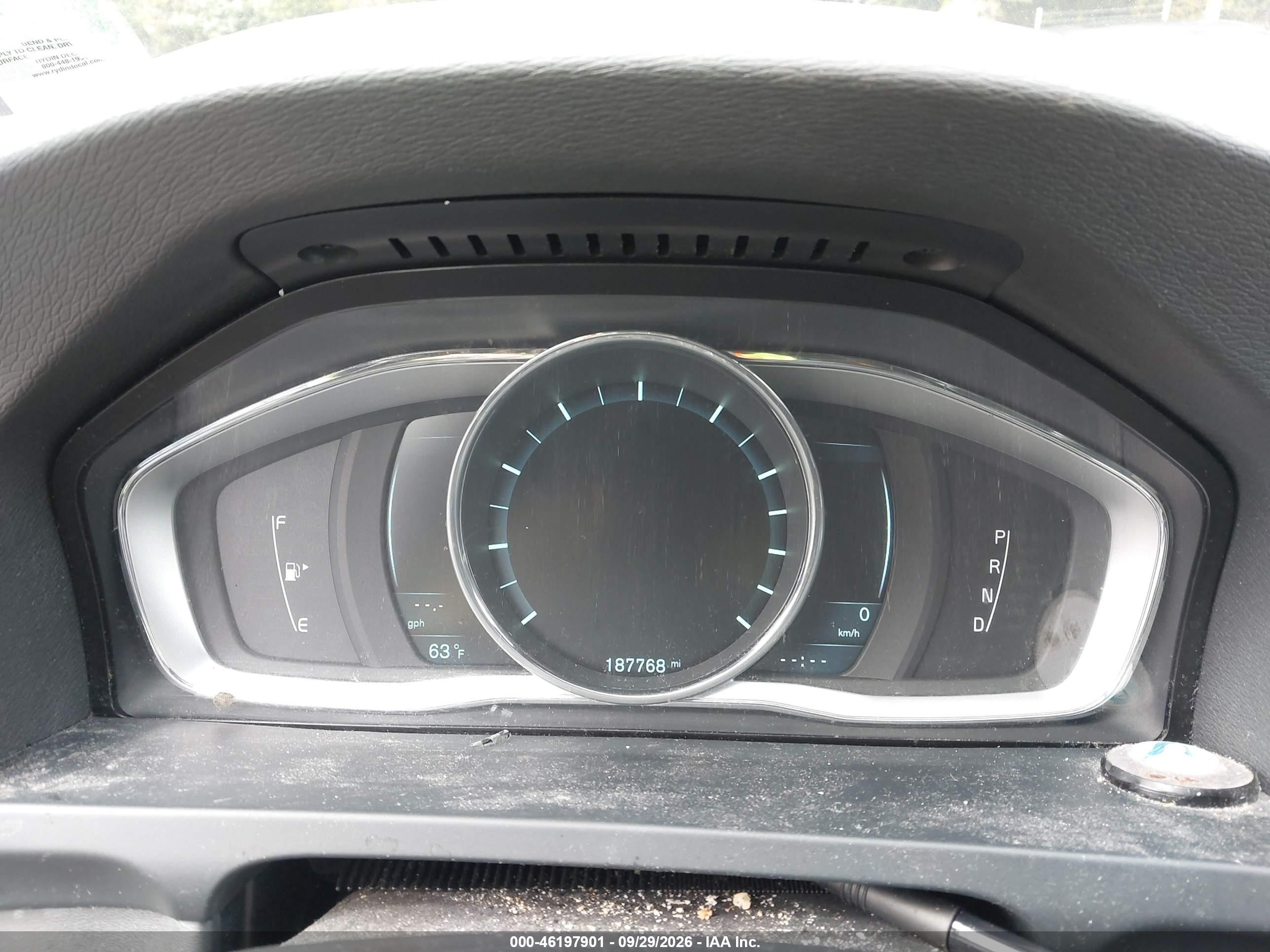 2015 Volvo S60 VIN YV1612TB1F2306597 IAAI salvage auction — Vandalized, Clear (Massachusetts), sold $350 on 2026-10-06 (photo 7)