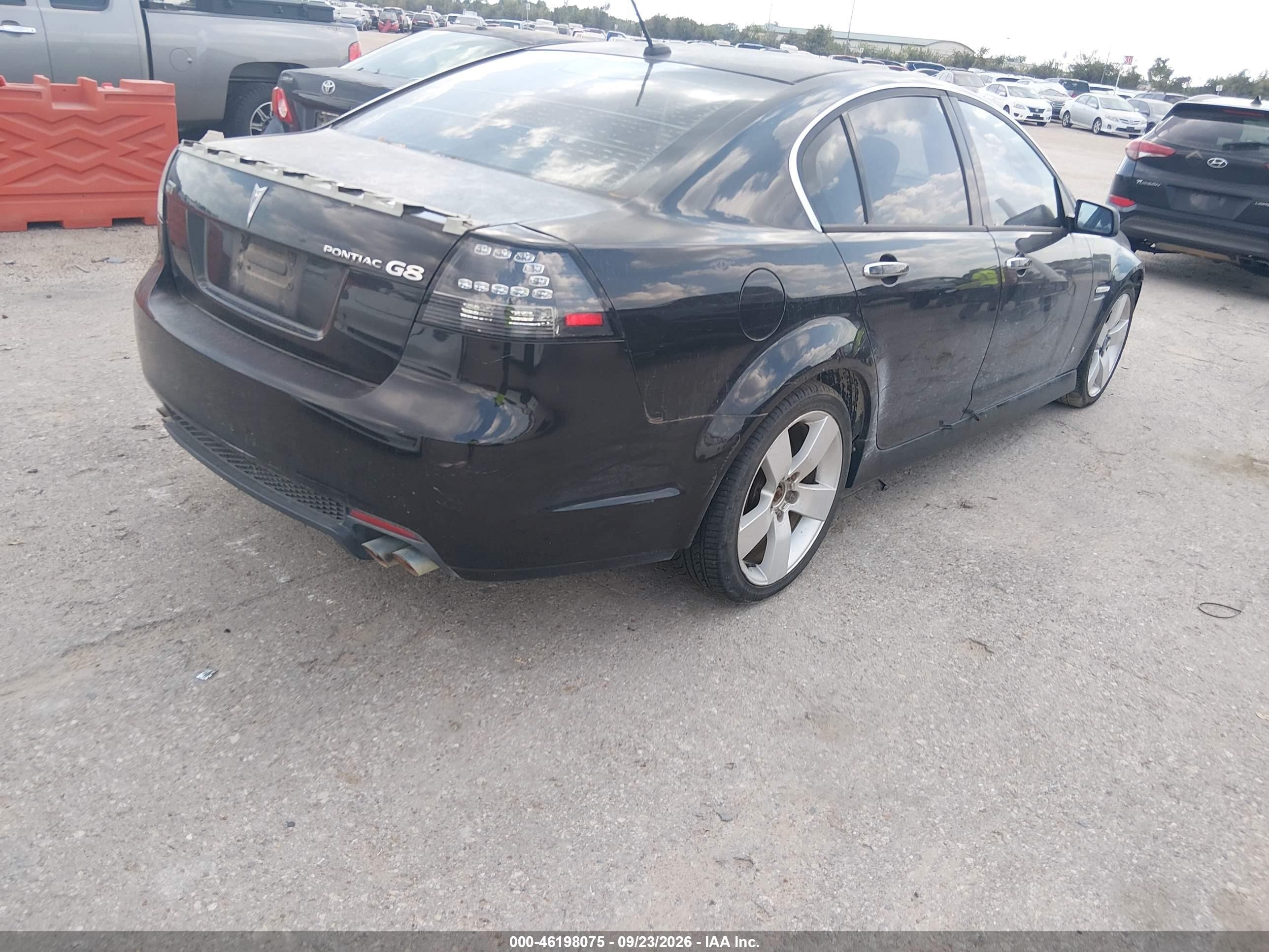 2009 Pontiac G8 VIN 6G2EC57Y29L205649 IAAI salvage auction — Normal Wear, Original (Texas), sold $5,175 on 2026-09-30 (photo 4)