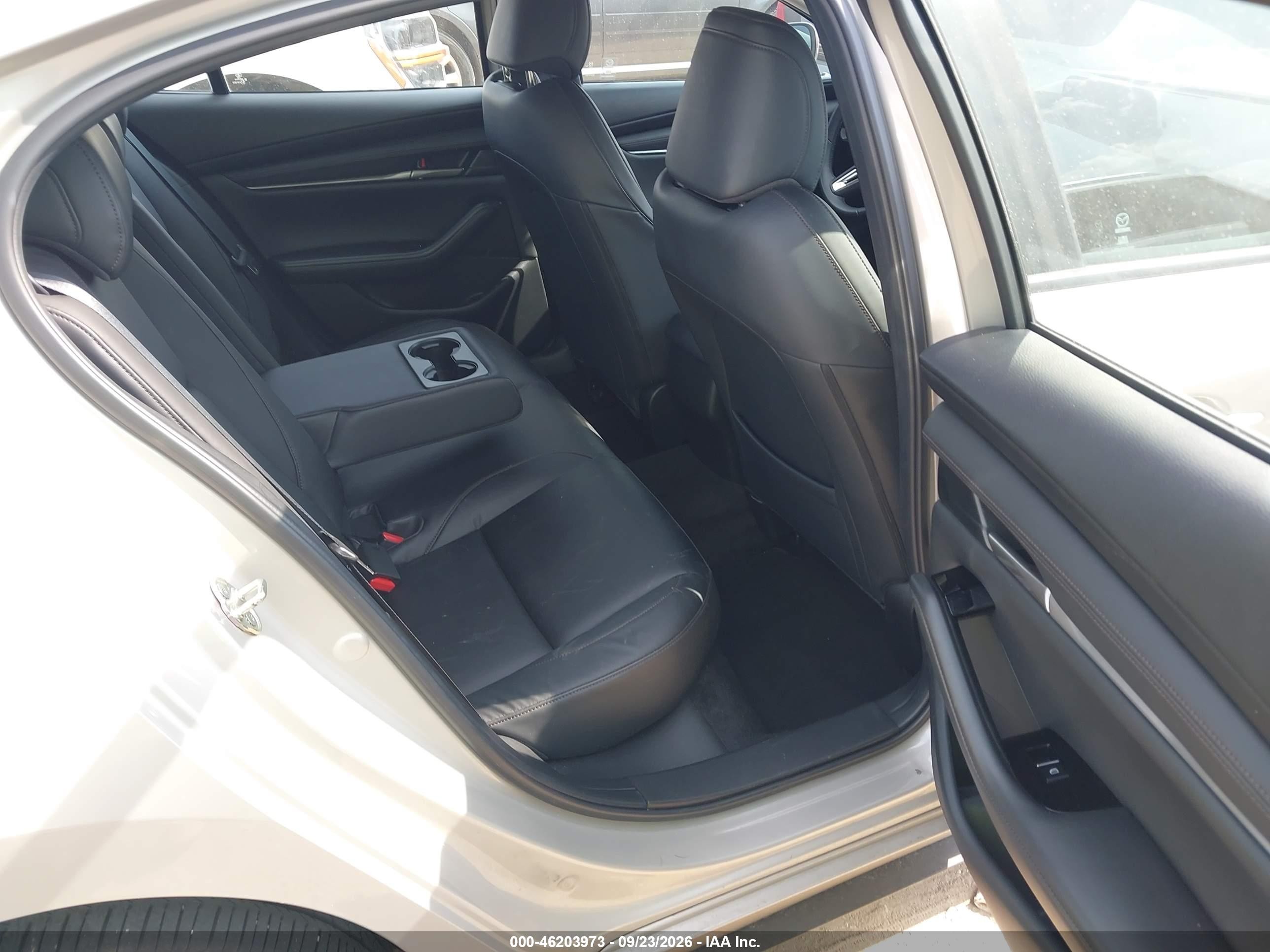 2025 Mazda 3 VIN JM1BPABM2S1775309 IAAI salvage auction — Unknown, Enterprise Vehicles Clear Only (Texas), sold $7,000 on 2026-09-26 (photo 8)