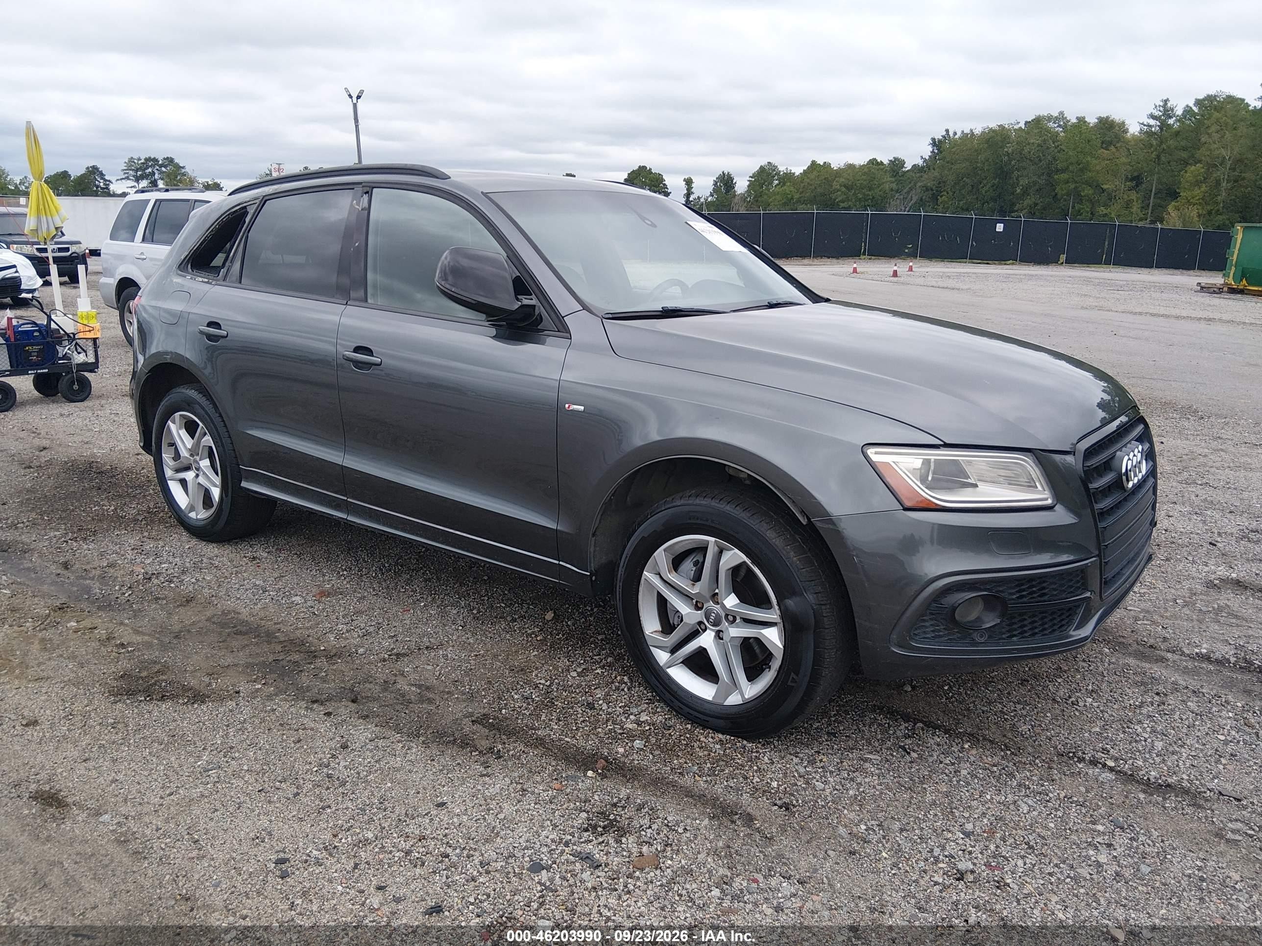 2016 Audi Q5 VIN WA1D7AFP8GA143123 IAAI salvage auction — Side, Repossession Paperwork (South Carolina), sold $1,975 on 2026-10-04 (photo 1)