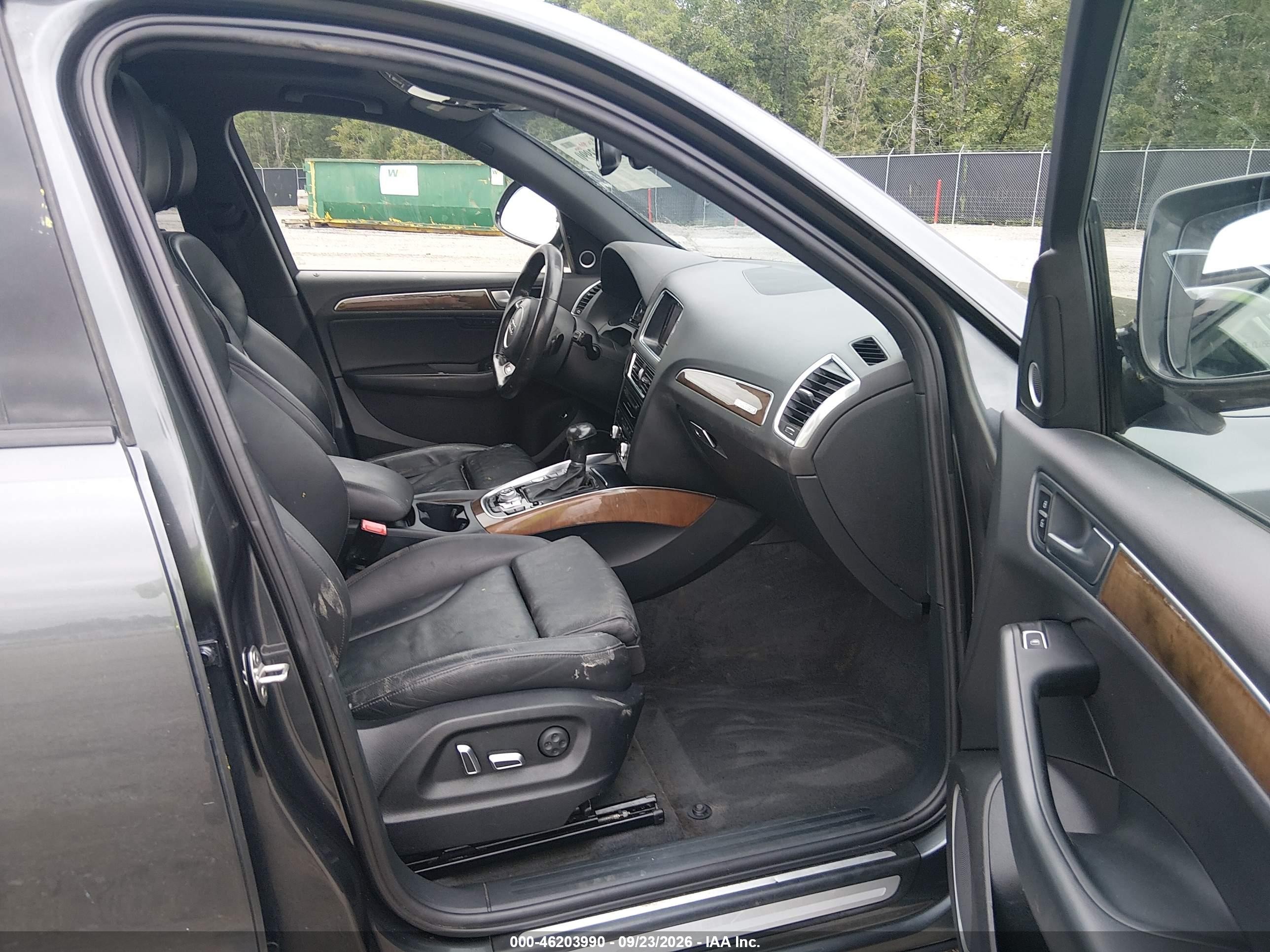 2016 Audi Q5 VIN WA1D7AFP8GA143123 IAAI salvage auction — Side, Repossession Paperwork (South Carolina), sold $1,975 on 2026-10-04 (photo 5)