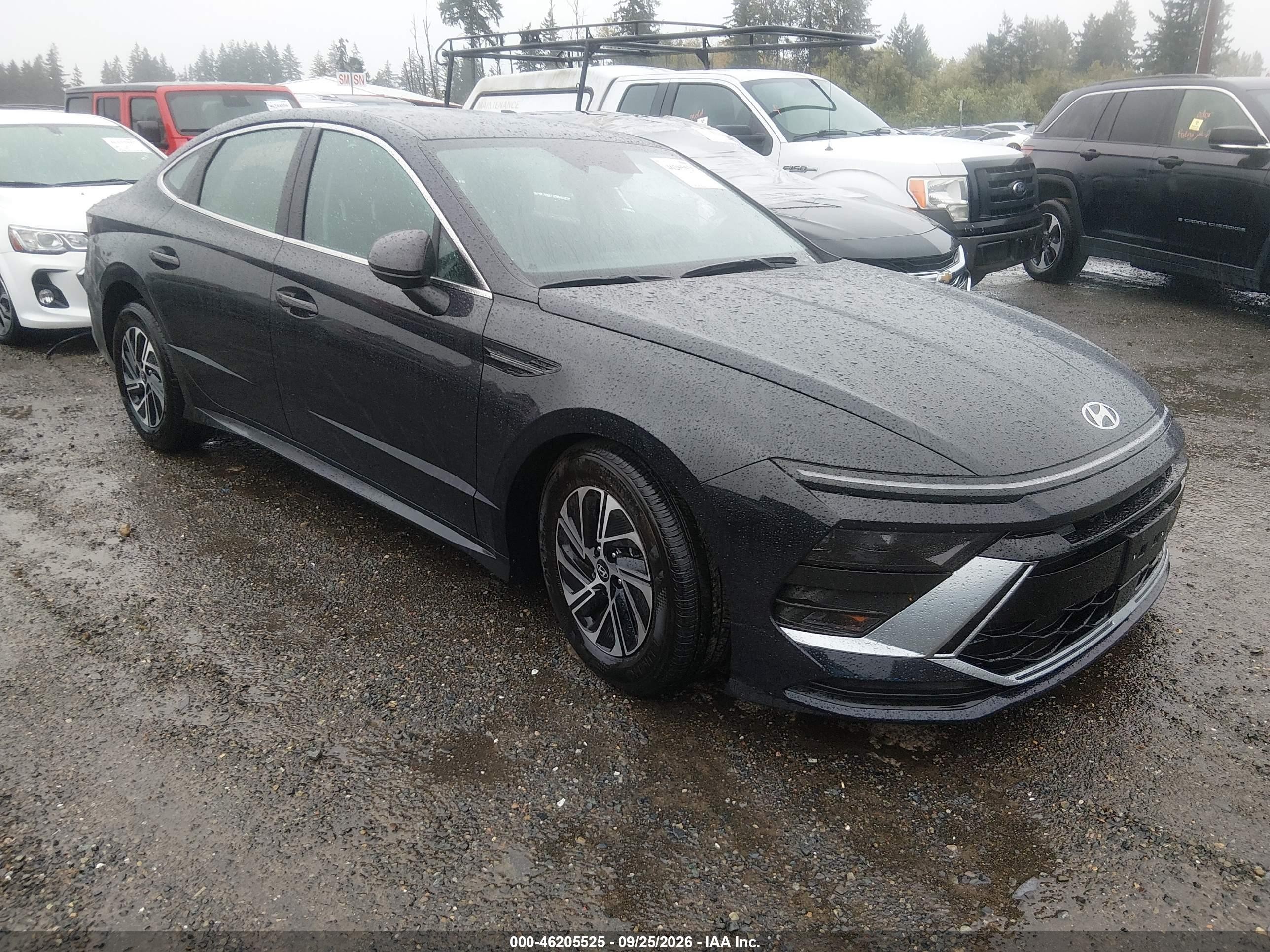 2026 Hyundai Sonata Hybrid VIN KMHL24JJ6TA168287 — IAAI salvage auction photo