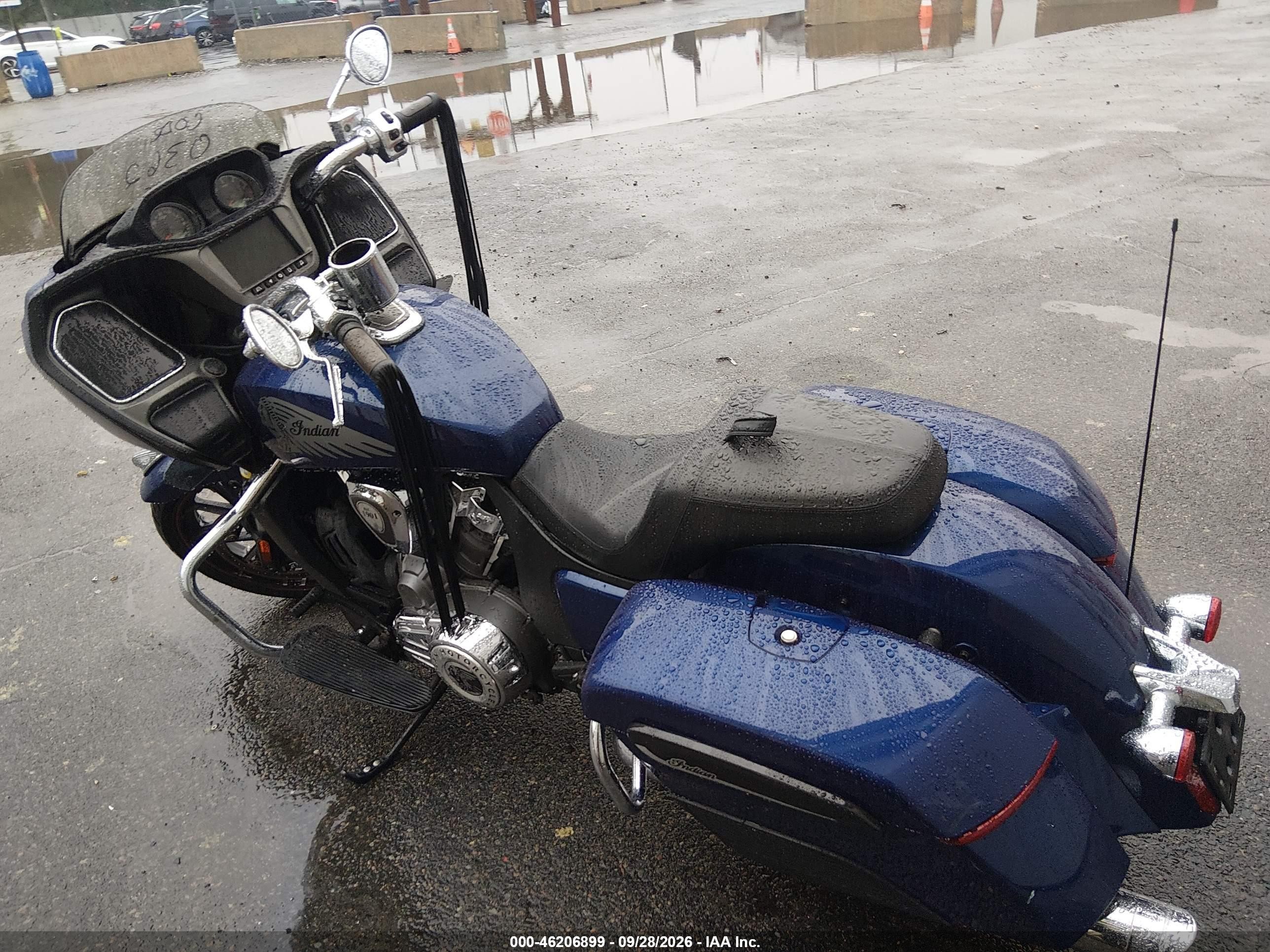 2020 Indian Motorcycle Co. Challenger VIN 56KLCARR0L3392745 IAAI salvage auction — Unknown, Mv-907A (New York), sold $5,150 on 2026-10-11 (photo 3)