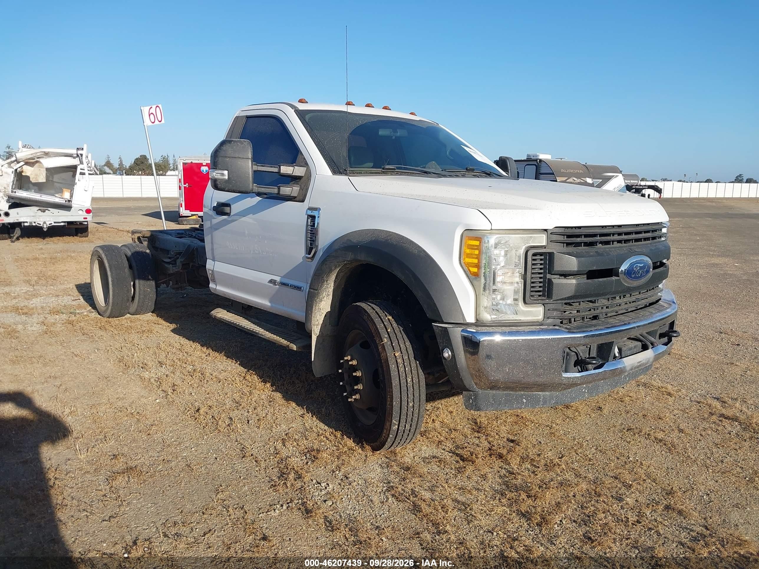 2017 Ford F-550 Chassis VIN 1FDUF5GTXHED46760 — IAAI salvage auction photo