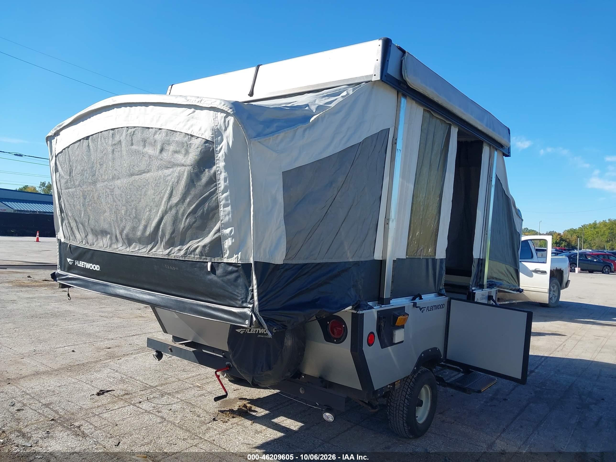 2006 Coleman Popup VIN 4CS628E1577291477 IAAI salvage auction — Normal Wear, Original (Ohio), sold $225 on 2026-10-13 (photo 4)