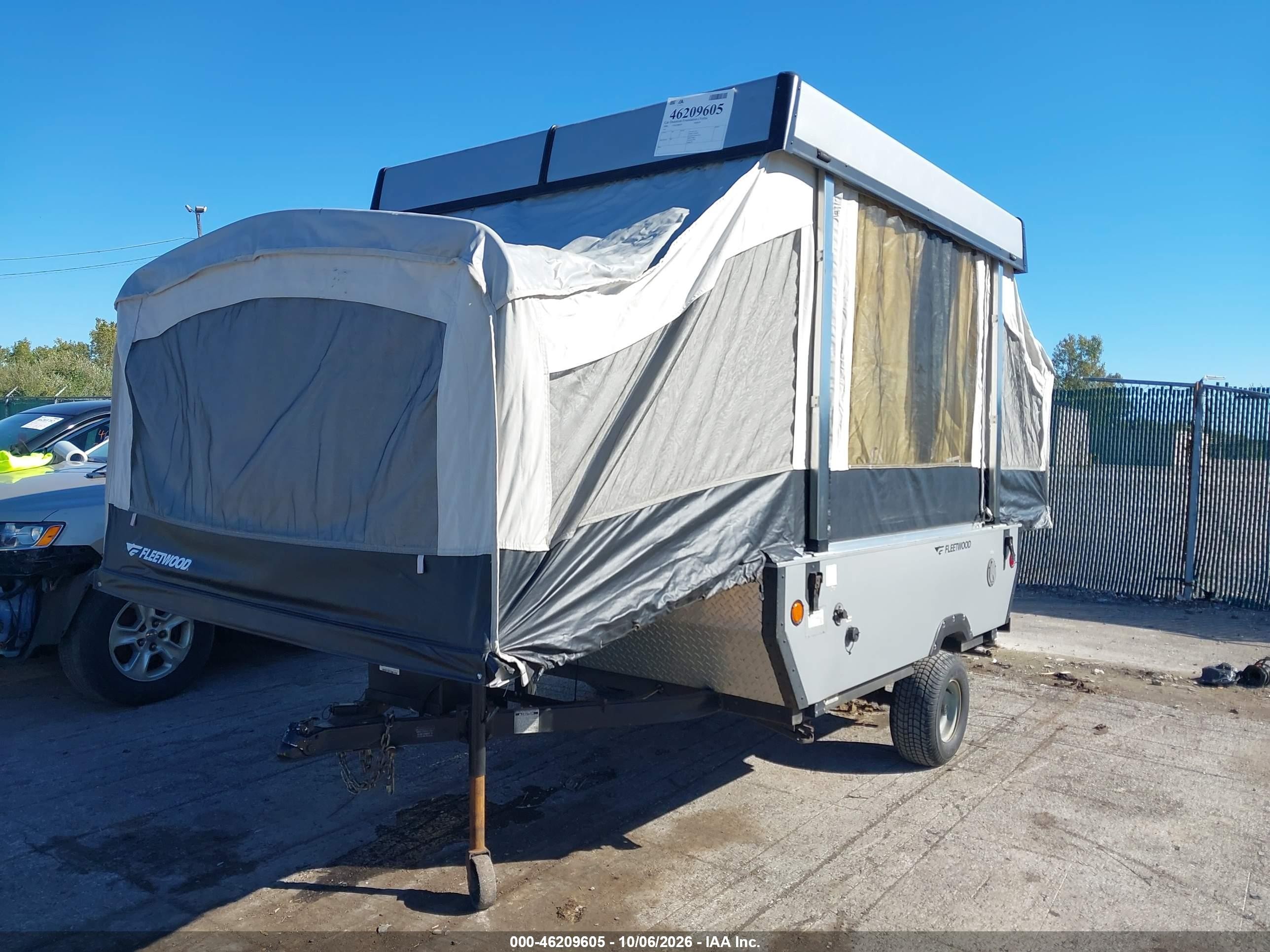 2006 Coleman Popup VIN 4CS628E1577291477 IAAI salvage auction — Normal Wear, Original (Ohio), sold $225 on 2026-10-13 (photo 6)