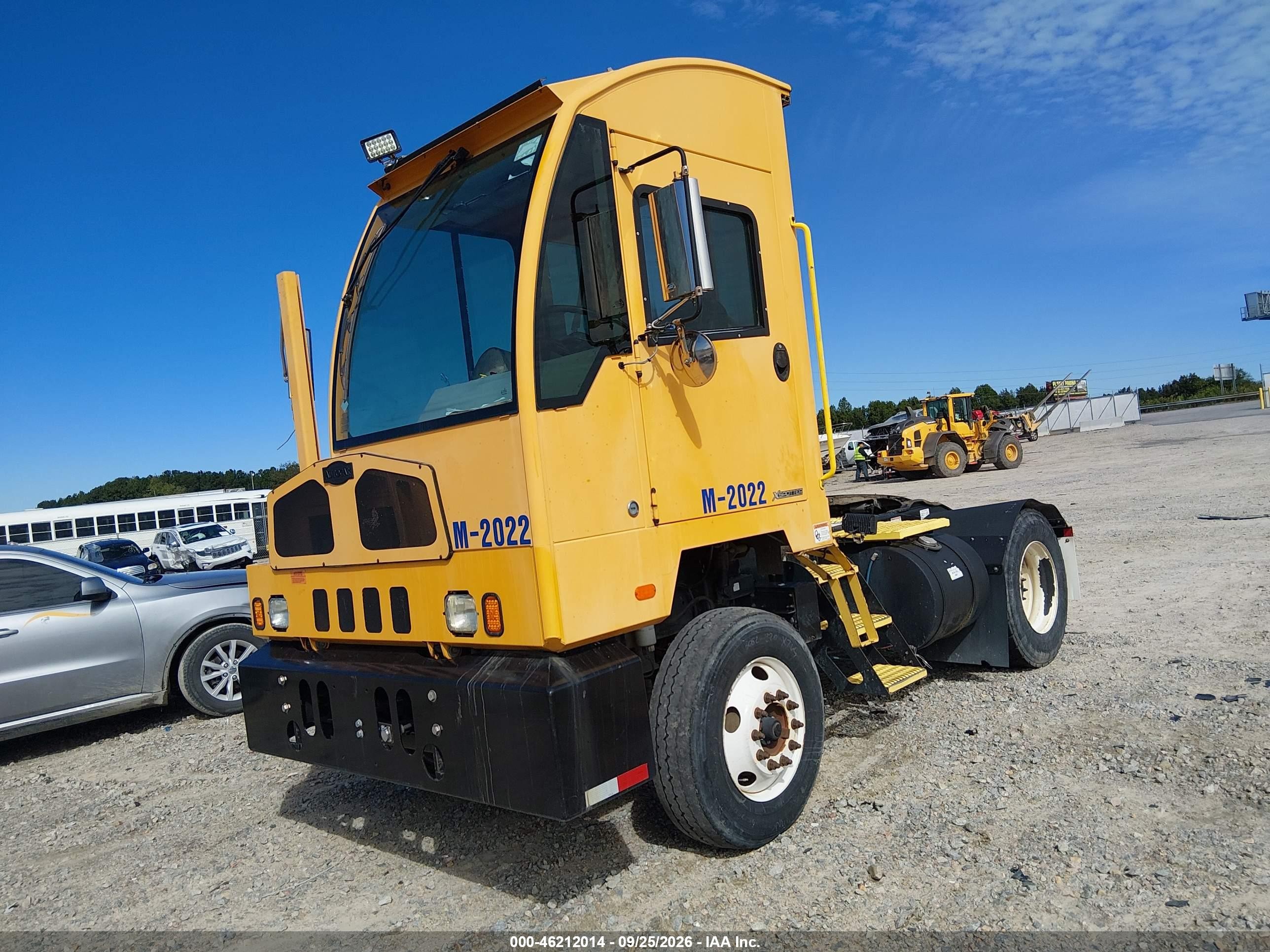2019 Autocar Llc Xspotter-Off VIN 516G4GC15KH227862 IAAI salvage auction — Unknown, Bill Of Sale (North Carolina), sold $1,800 on 2026-10-14 (photo 2)