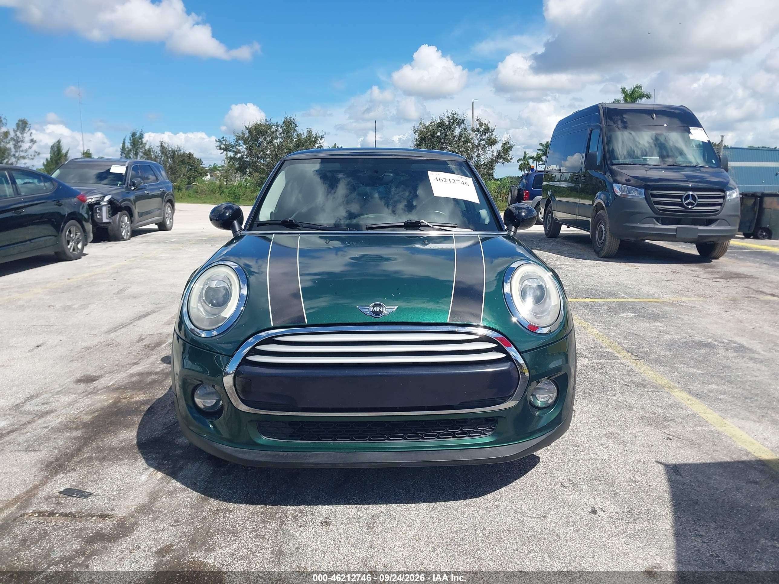 2015 Mini Hardtop VIN WMWXM5C56FT937026 IAAI salvage auction — Normal Wear, Clear (Montana), sold $1,700 on 2026-10-02 (photo 6)