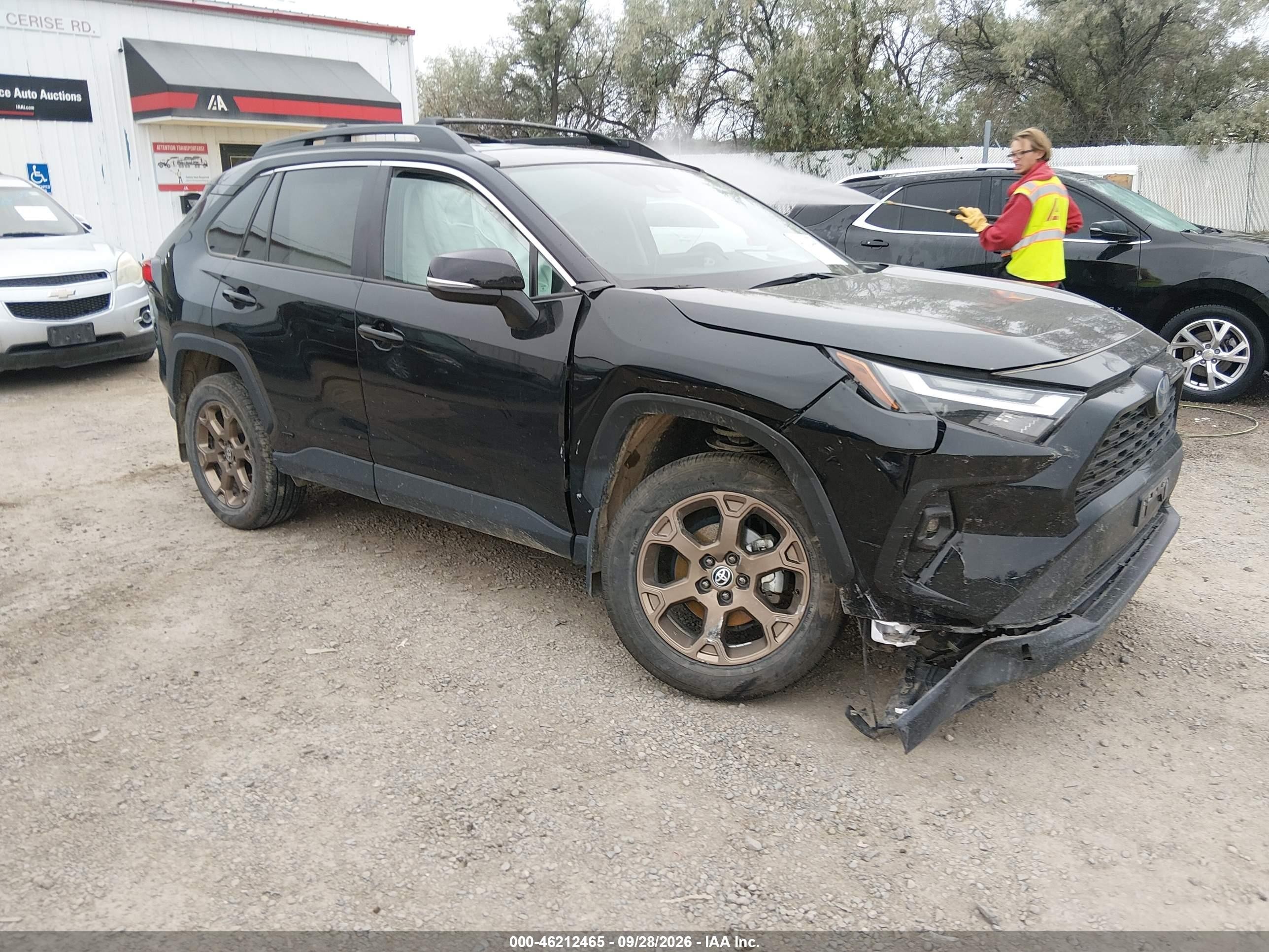 2024 Toyota RAV4 Hybrid VIN 2T3UWRFV4RW206390 — IAAI salvage auction photo