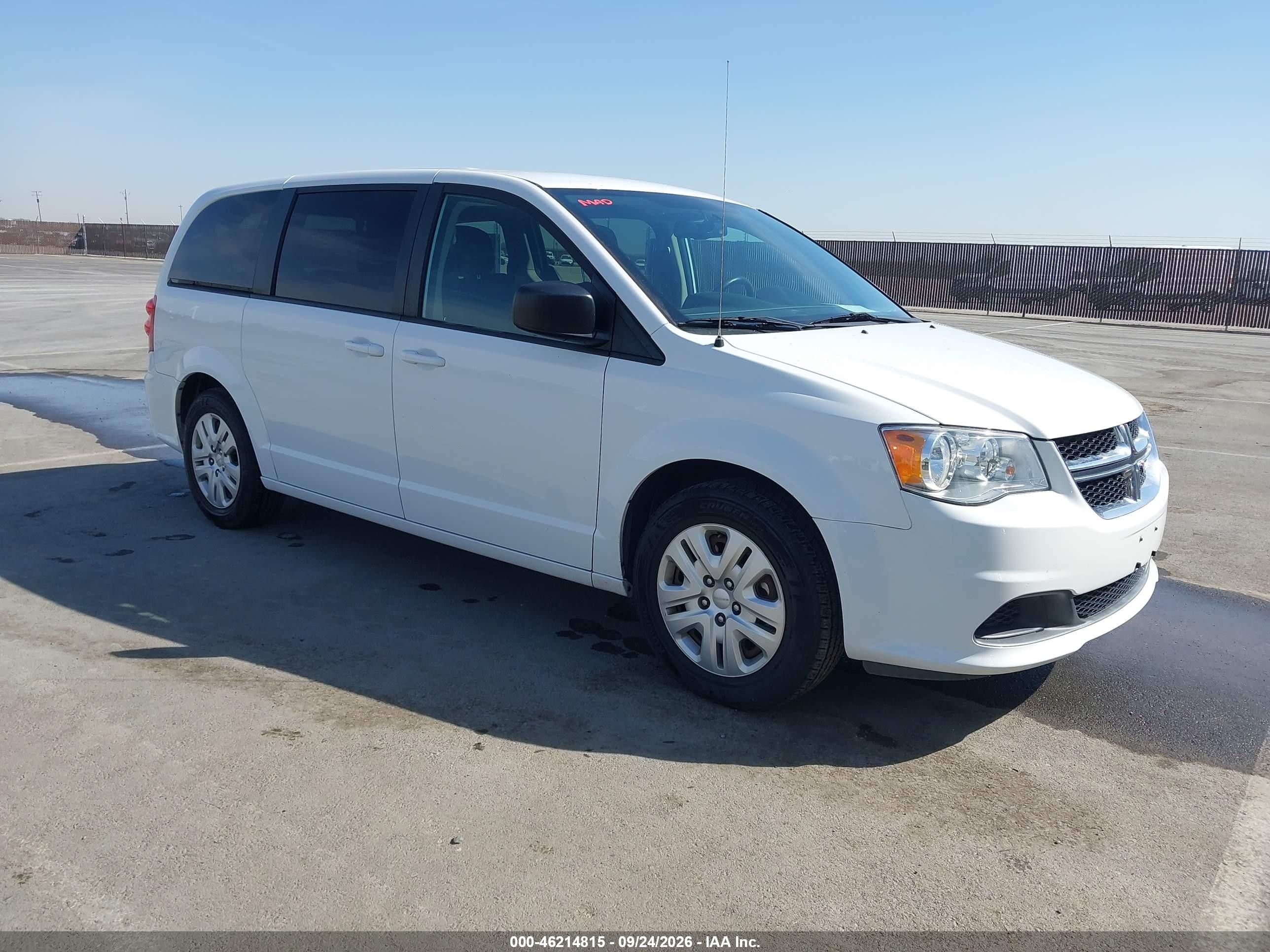 2018 Dodge Grand Caravan VIN 2C4RDGBG5JR288734 — IAAI salvage auction photo