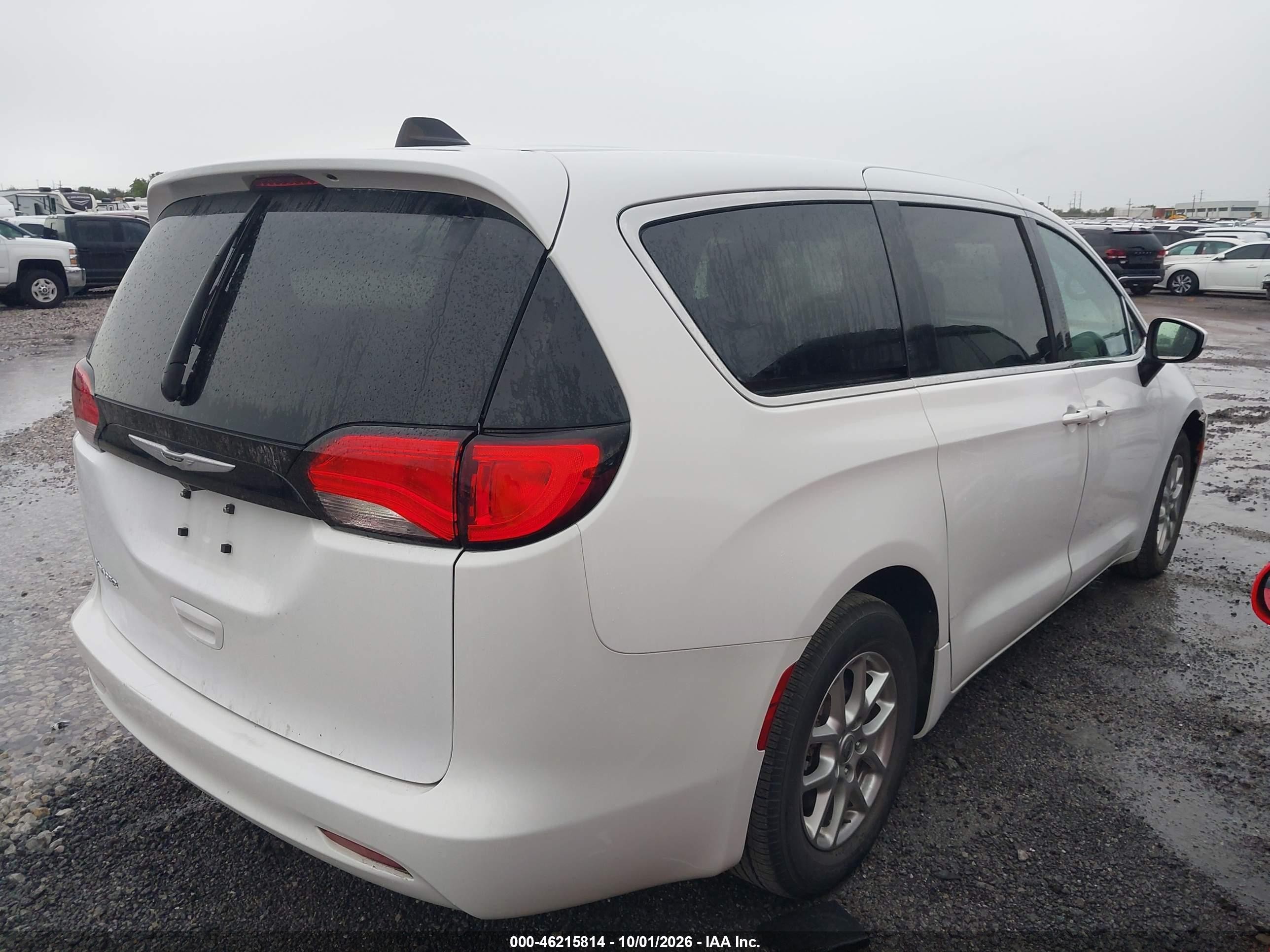 2023 Chrysler Voyager VIN 2C4RC1CG6PR601765 IAAI salvage auction — Front End, Enterprise Vehicles Clear Only (Texas), sold $11,600 on 2026-10-02 (photo 4)