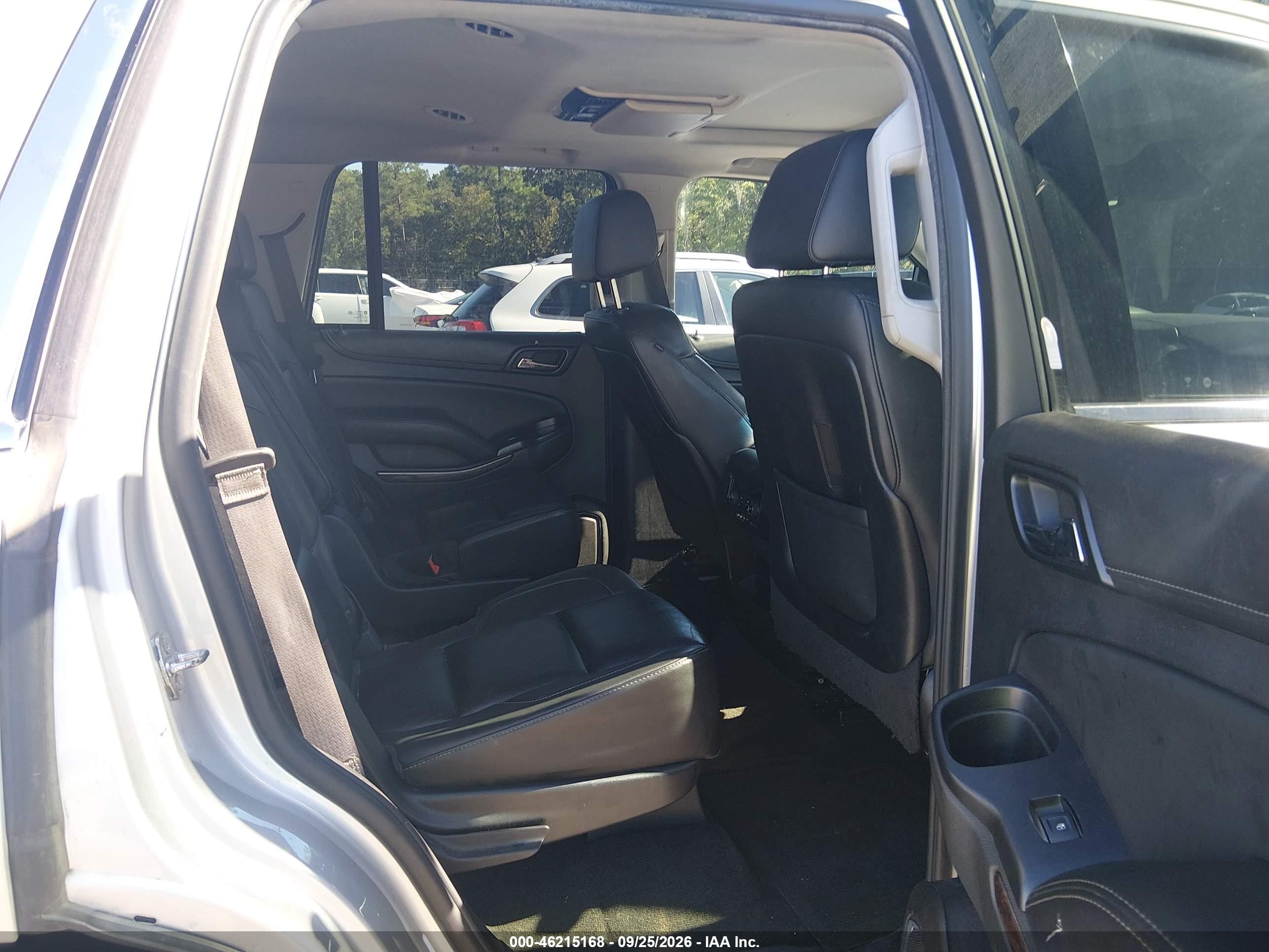 2016 Gmc Yukon VIN 1GKS1BKC7GR230167 IAAI salvage auction — Rear End, Repossession Paperwork (Georgia), sold $8,525 on 2026-10-02 (photo 8)