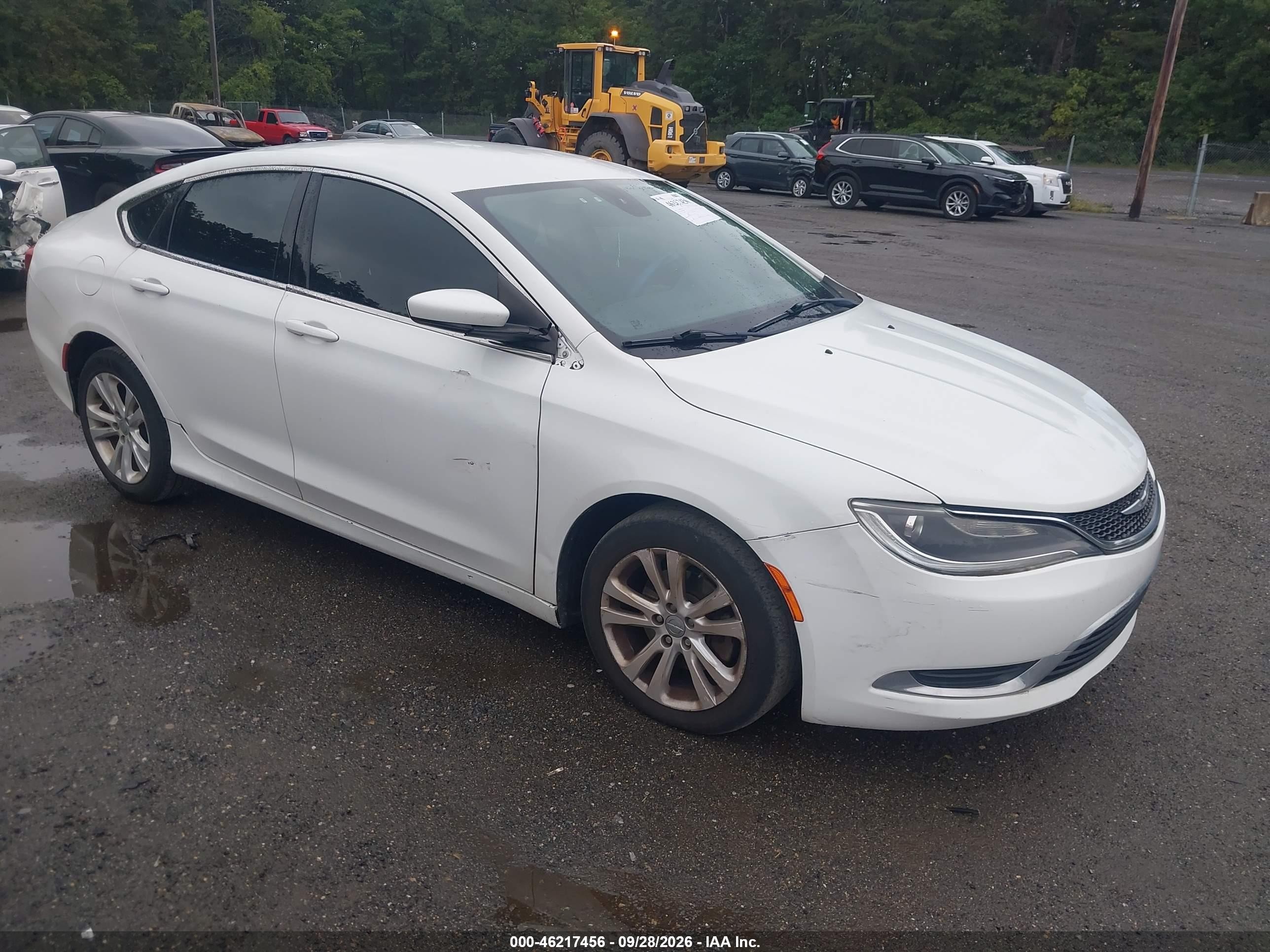 2015 Chrysler 200 VIN 1C3CCCAB7FN581583 IAAI salvage auction — Normal Wear, Clear (Texas), sold $600 on 2026-10-03 (photo 1)