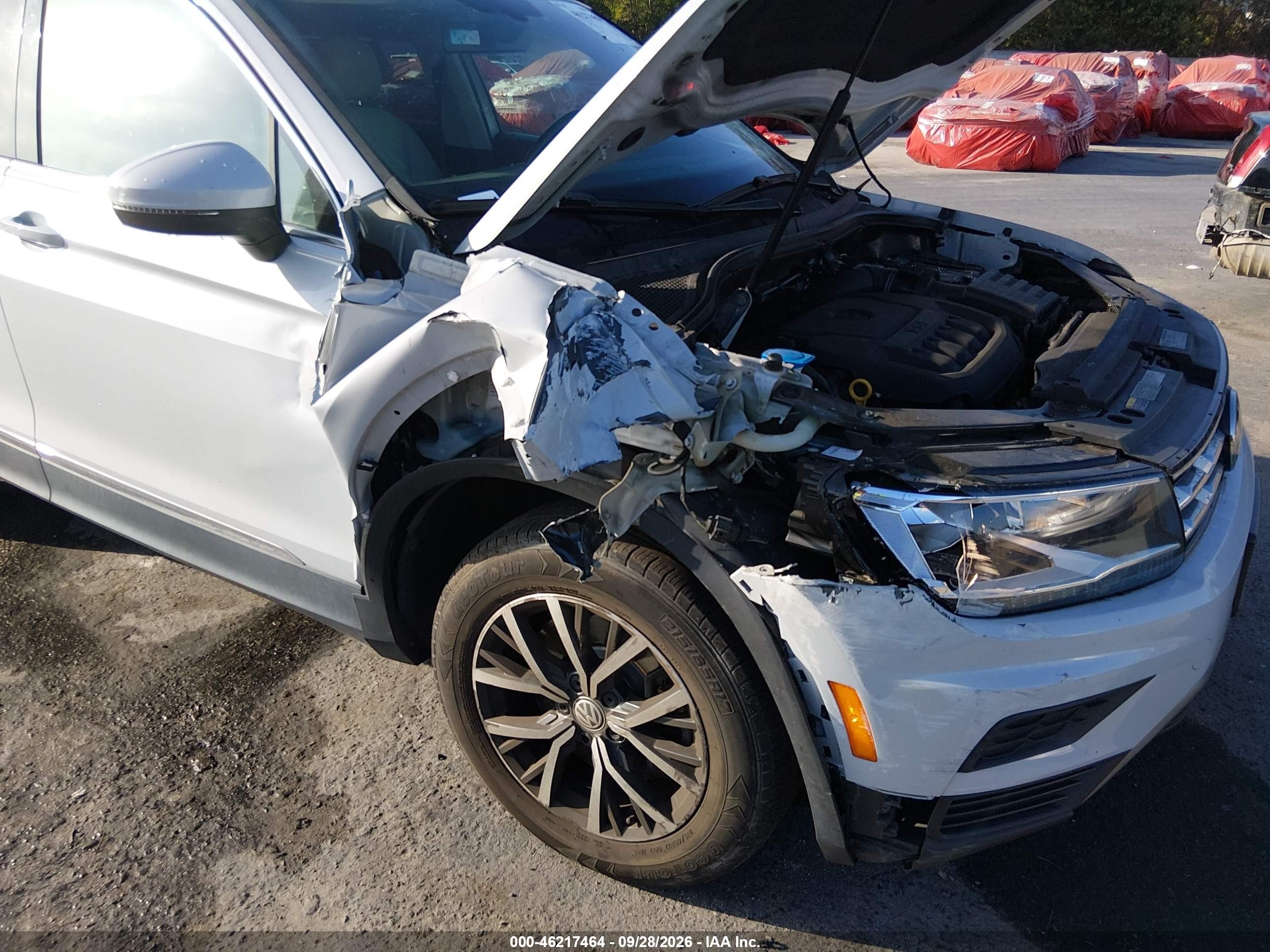 2018 Volkswagen Tiguan VIN 3VV2B7AX7JM199944 IAAI salvage auction — Unknown, Salvage (California), sold $4,850 on 2026-10-05 (photo 6)