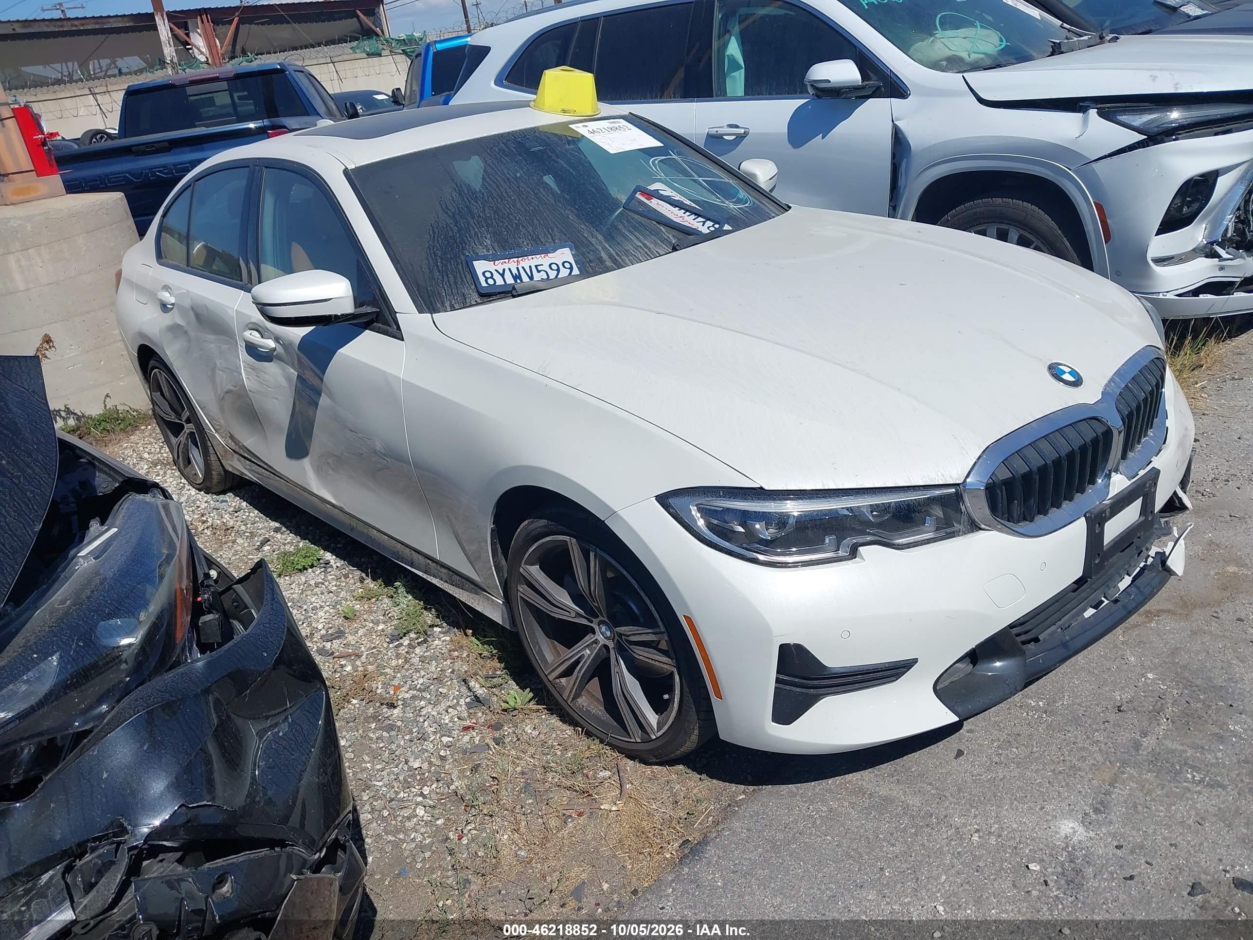 2022 BMW 3 Series VIN 3MW5P7J03N8C33924 — IAAI salvage auction photo