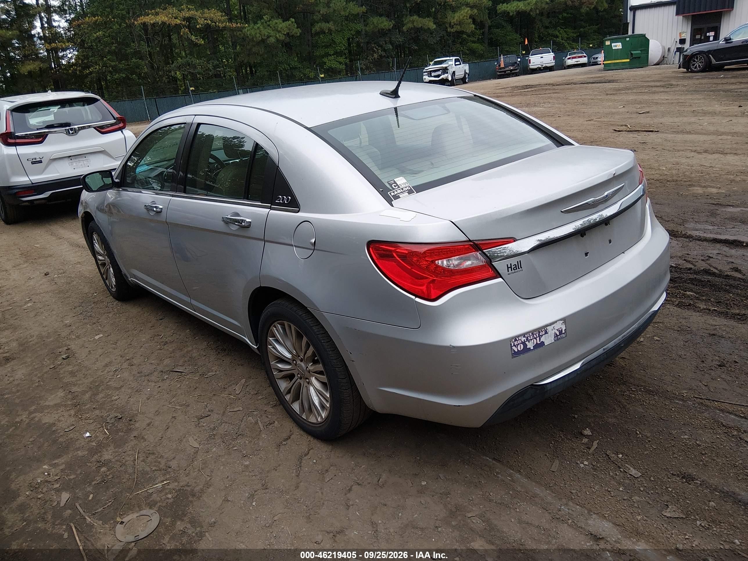 2012 Chrysler 200 VIN 1C3CCBCB2CN250770 IAAI salvage auction — Unknown, Clear (Virginia), sold $250 on 2026-10-02 (photo 3)