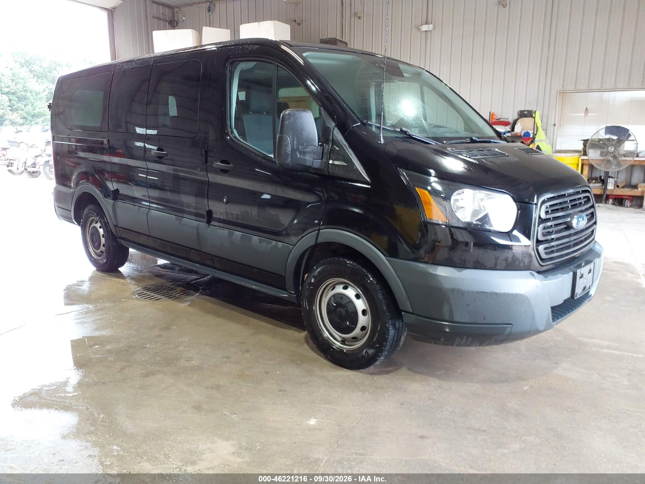 2018 Ford Transit-150 VIN 1FMZK1ZM6JKB07181 — IAAI salvage auction photo