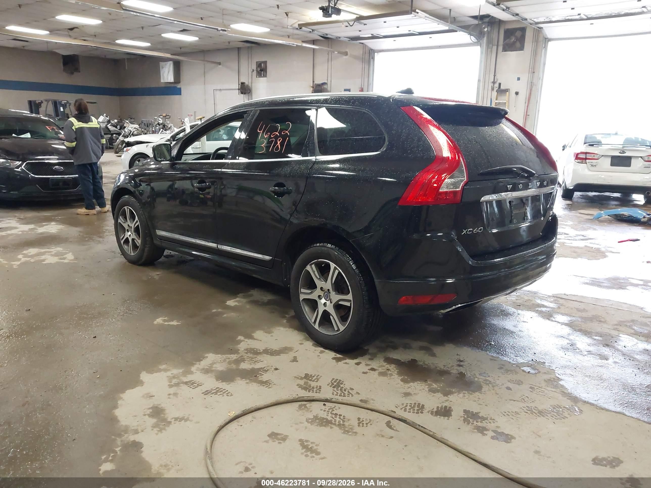 2014 Volvo Xc60 VIN YV4902DZ9E2538118 IAAI salvage auction — Normal Wear, Original (Maine), sold $1,900 on 2026-09-30 (photo 3)