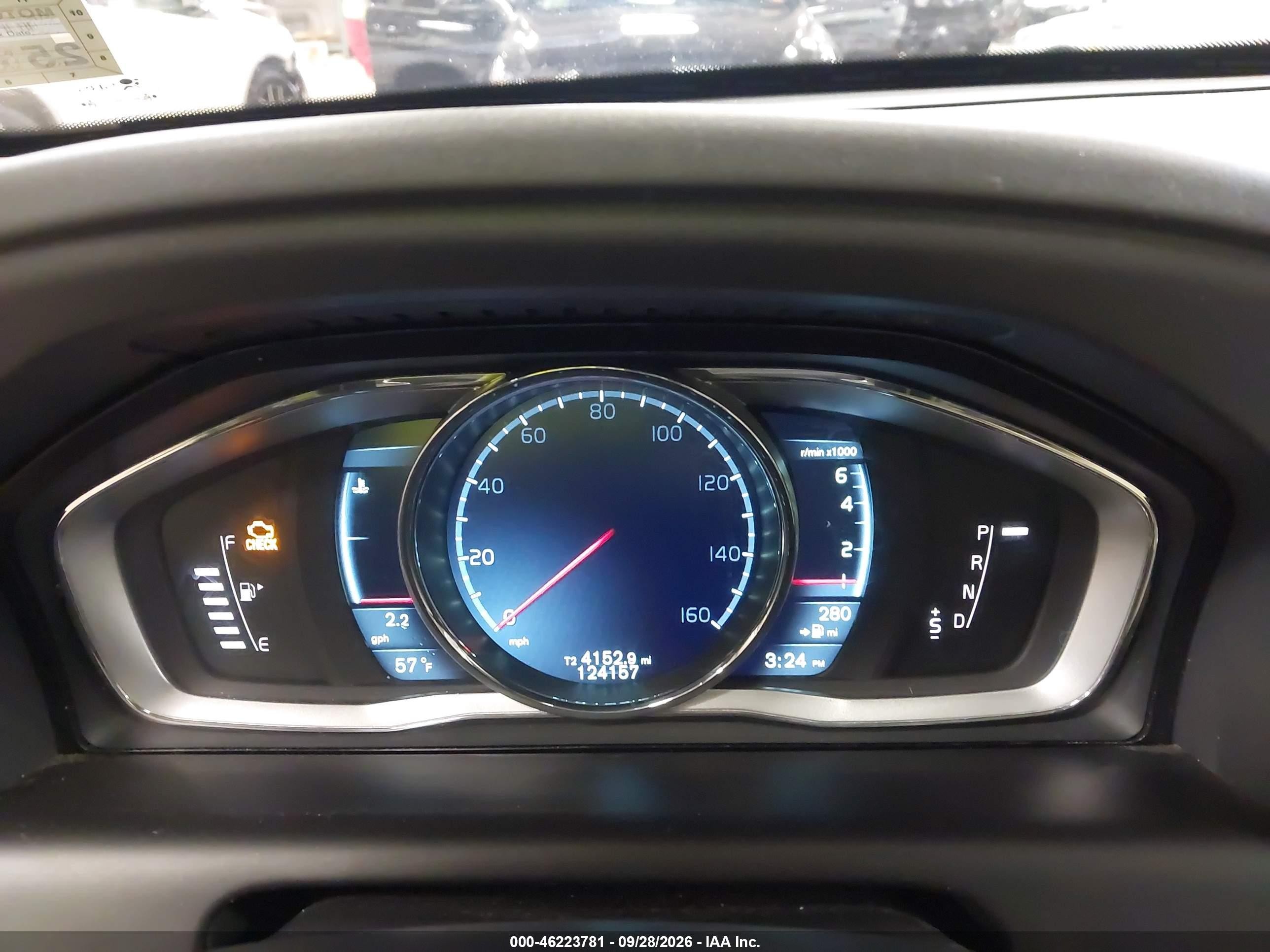 2014 Volvo Xc60 VIN YV4902DZ9E2538118 IAAI salvage auction — Normal Wear, Original (Maine), sold $1,900 on 2026-09-30 (photo 7)