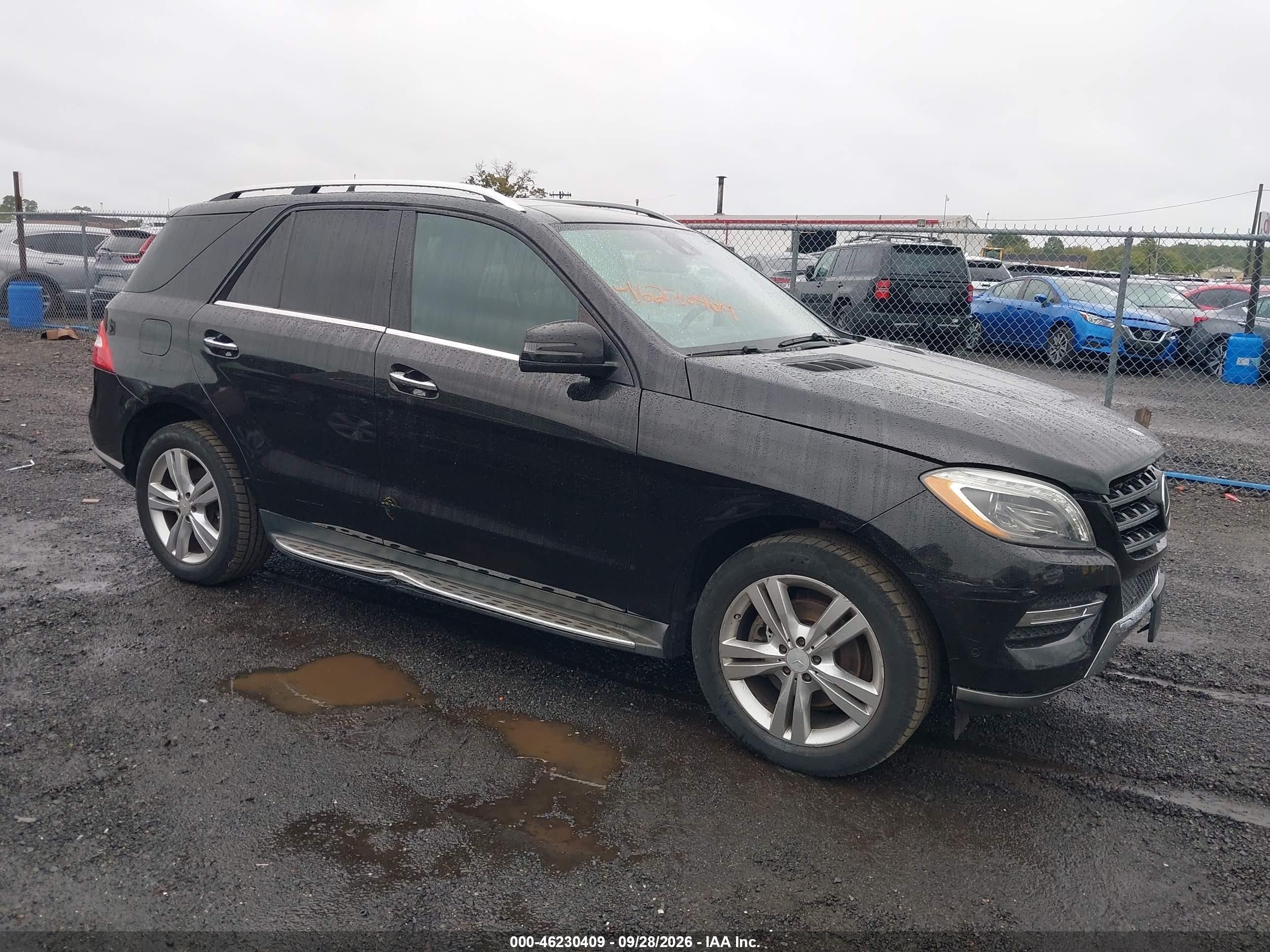 2013 Mercedes-Benz ML-Class VIN 4JGDA5HB7DA210141 IAAI salvage auction — Normal Wear, Clear (New Jersey), sold $7,650 on 2026-10-05 (photo 6)