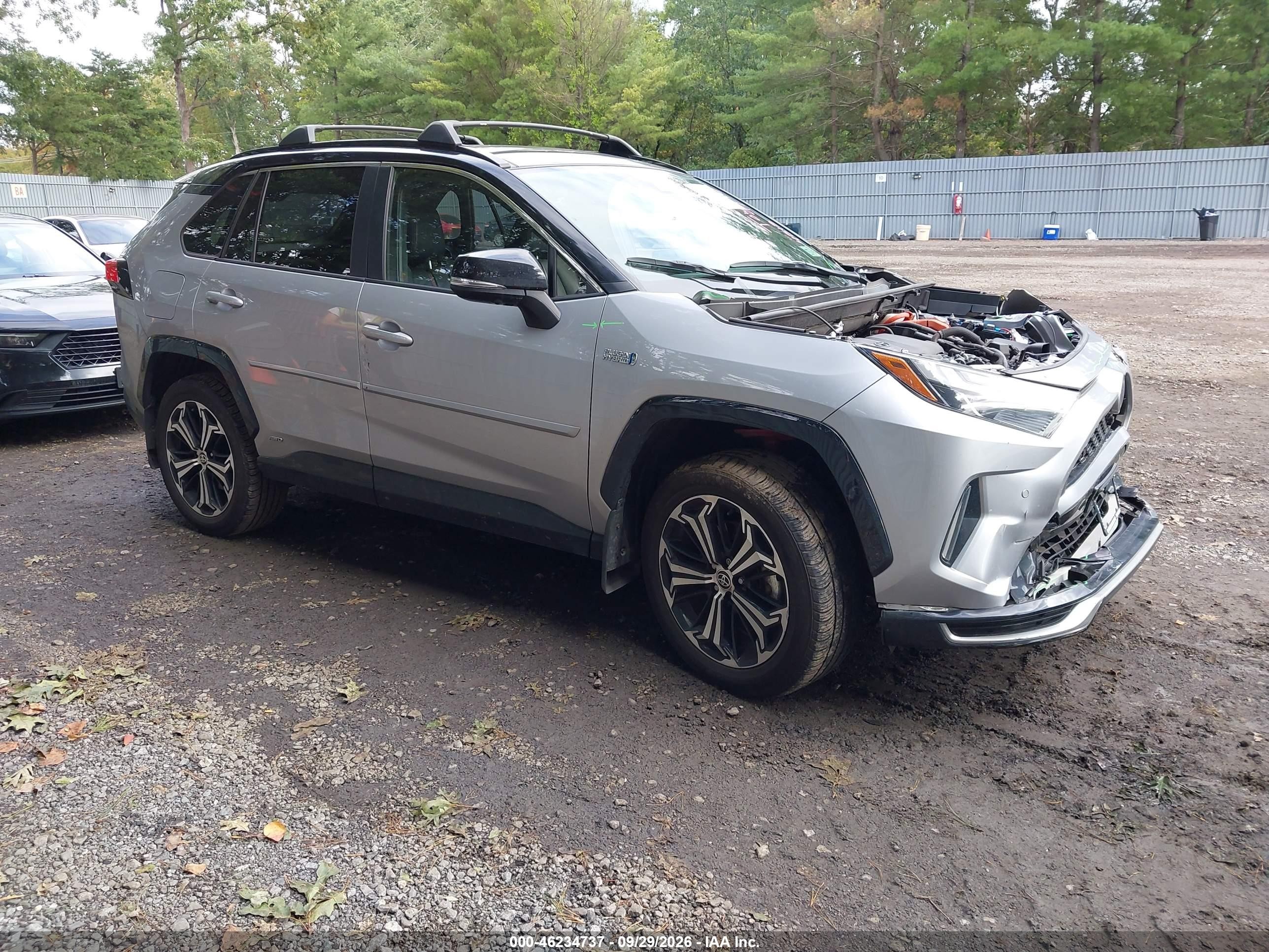 2024 Toyota RAV4 Prime VIN JTMFB3FV4RD182042 — IAAI salvage auction photo