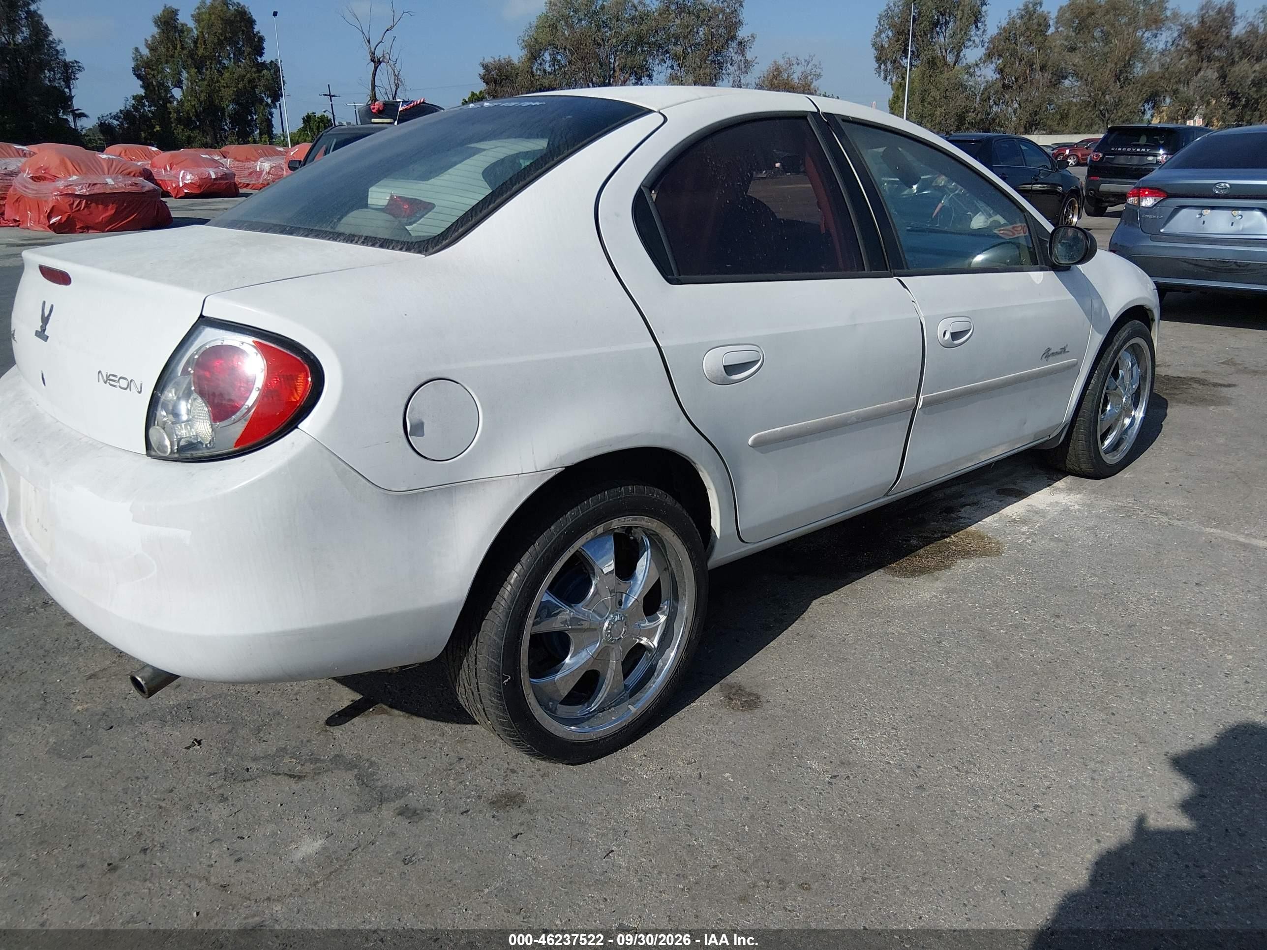 2000 Plymouth Neon VIN 1P3ES46C2YD738542 IAAI salvage auction — Normal Wear, Clear - Dealer Only (California), sold $225 on 2026-10-01 (photo 4)