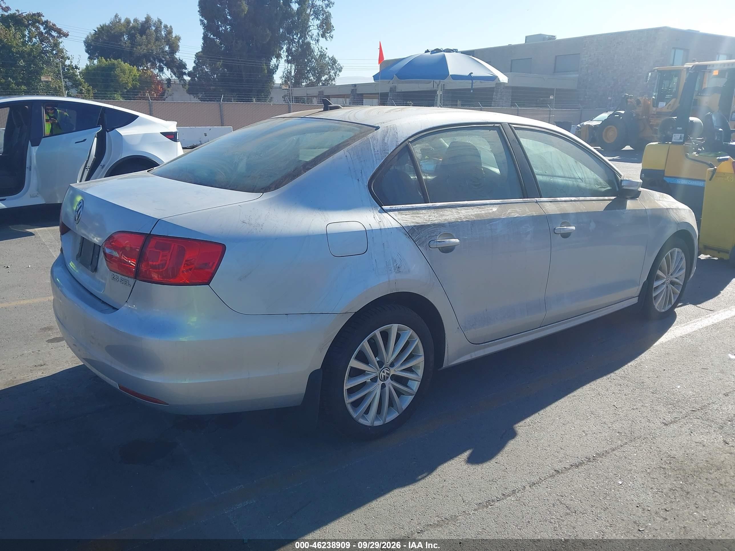 2012 Volkswagen Jetta VIN 3VWLP7AJ3CM301787 IAAI salvage auction — Normal Wear, Clear (Missouri), sold $1,375 on 2026-10-08 (photo 4)