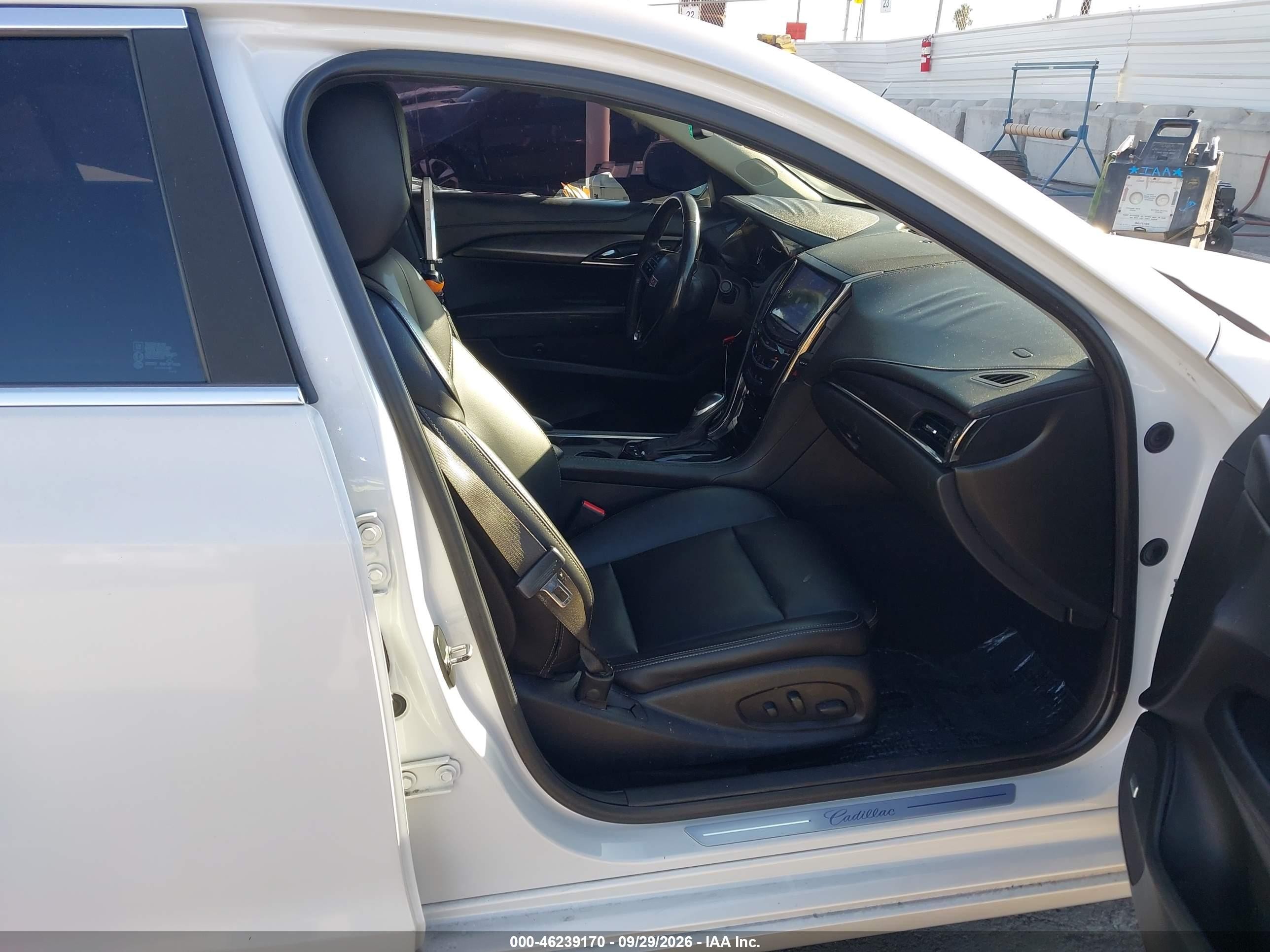 2018 Cadillac Ats VIN 1G6AA5RX9J0168710 IAAI salvage auction — Side, Salvage (California), sold $2,450 on 2026-10-05 (photo 5)