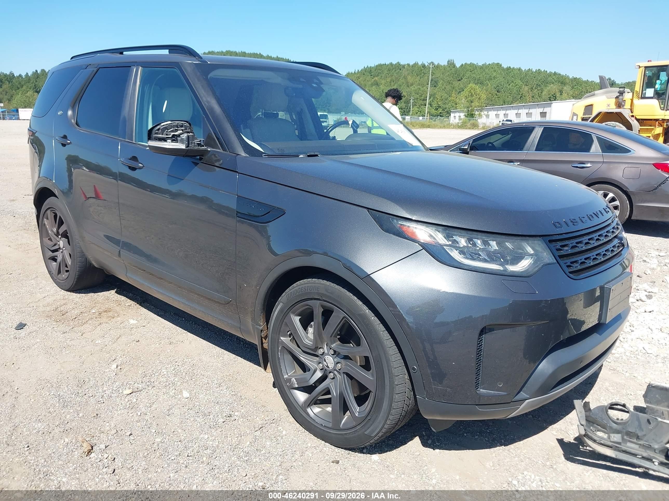 2019 Land Rover Discovery VIN SALRR2RV3KA087325 — IAAI salvage auction photo