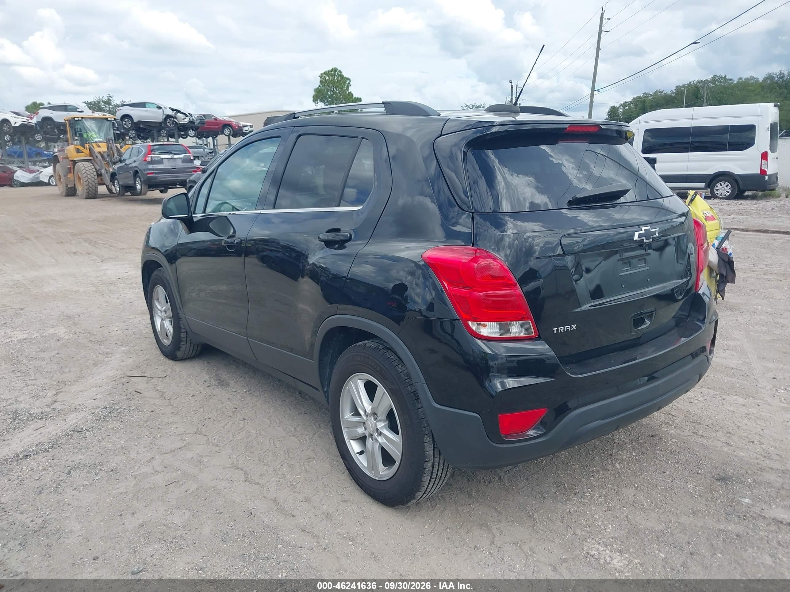 2020 Chevrolet Trax VIN 3GNCJLSB8LL213383 IAAI salvage auction — Normal Wear, Salvage (Florida), sold $2,775 on 2026-10-09 (photo 3)