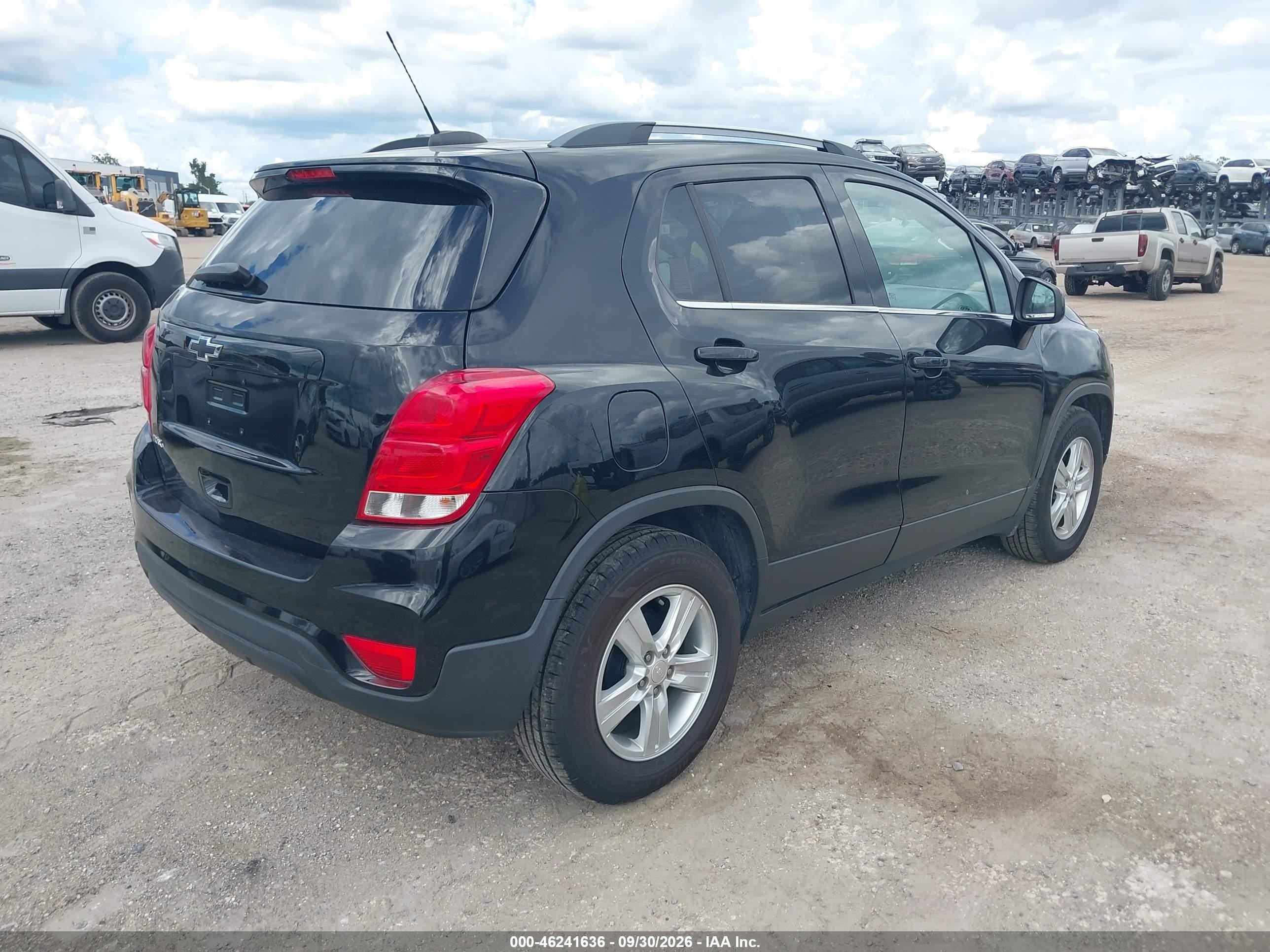 2020 Chevrolet Trax VIN 3GNCJLSB8LL213383 IAAI salvage auction — Normal Wear, Salvage (Florida), sold $2,775 on 2026-10-09 (photo 4)