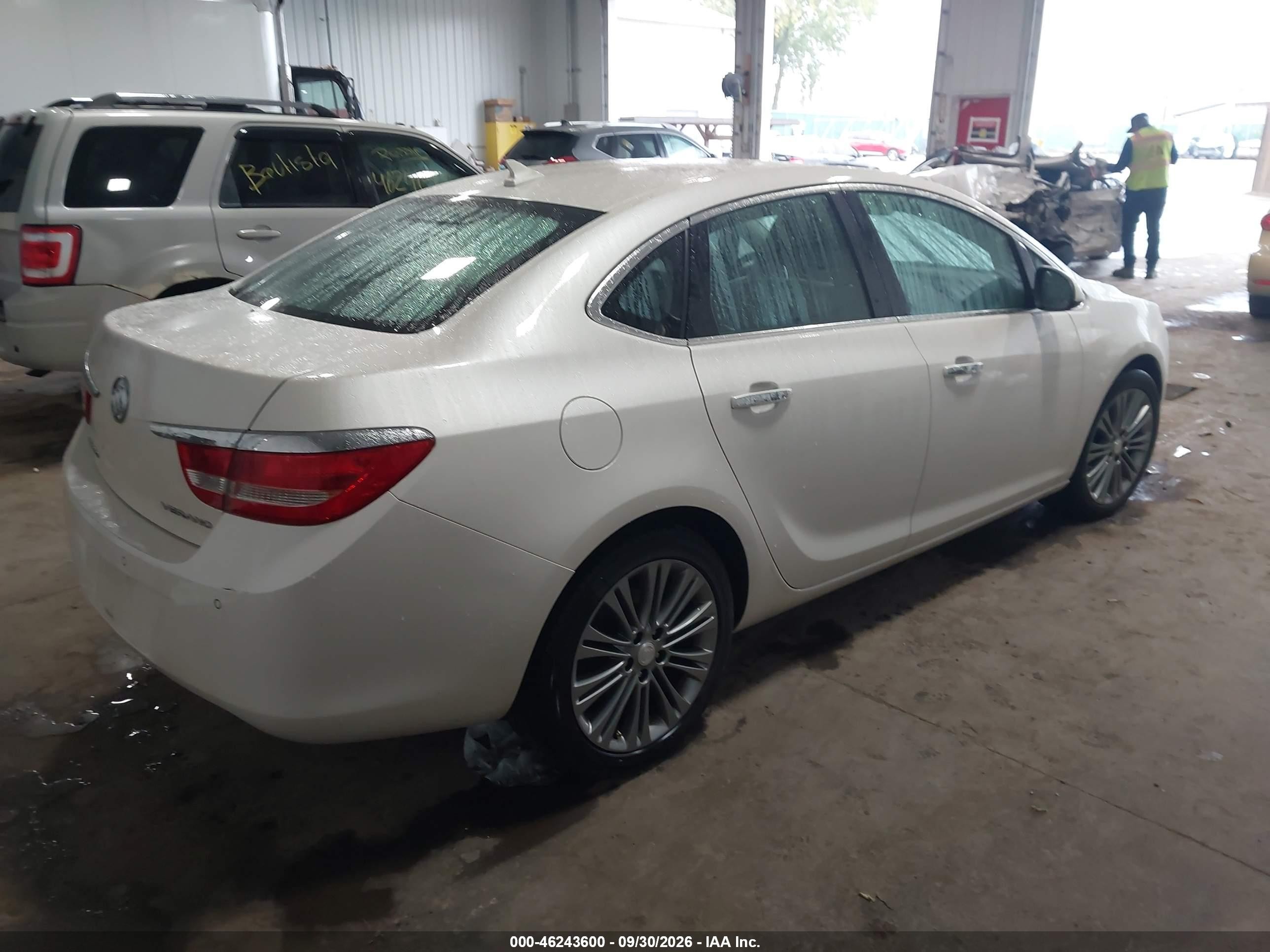 2014 Buick Verano VIN 1G4PS5SK4E4198551 IAAI salvage auction — Normal Wear, Clear (Minnesota), sold $775 on 2026-10-08 (photo 4)