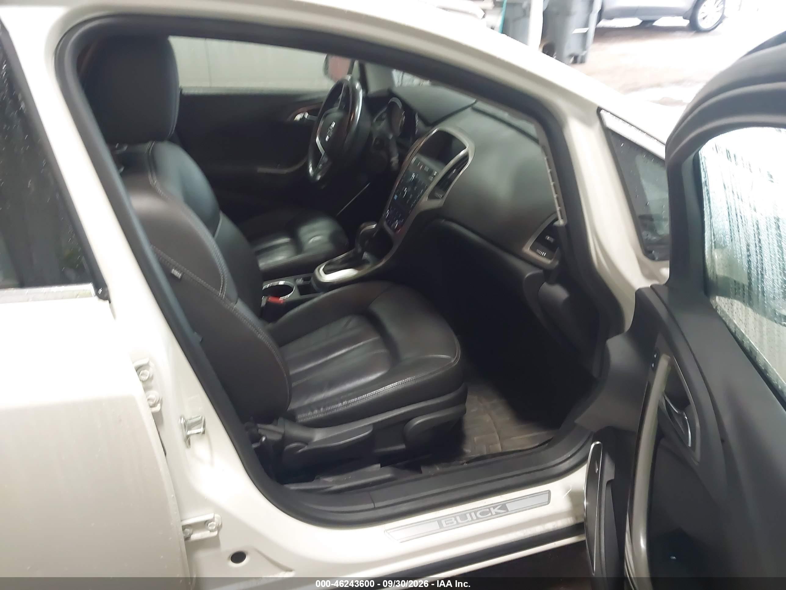 2014 Buick Verano VIN 1G4PS5SK4E4198551 IAAI salvage auction — Normal Wear, Clear (Minnesota), sold $775 on 2026-10-08 (photo 5)