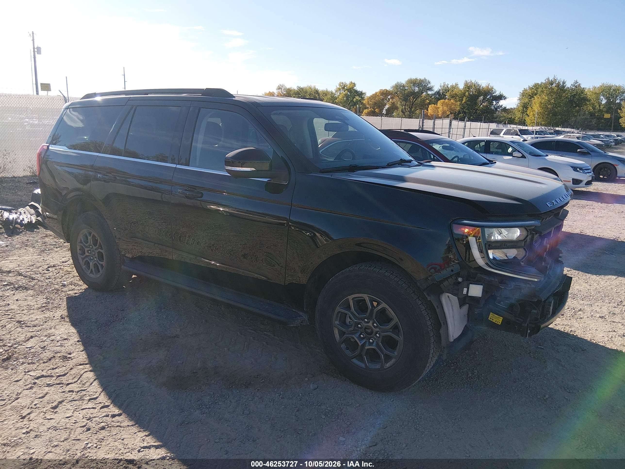 2026 Ford Expedition VIN 1FMJU1H82TEA09200 — IAAI salvage auction photo