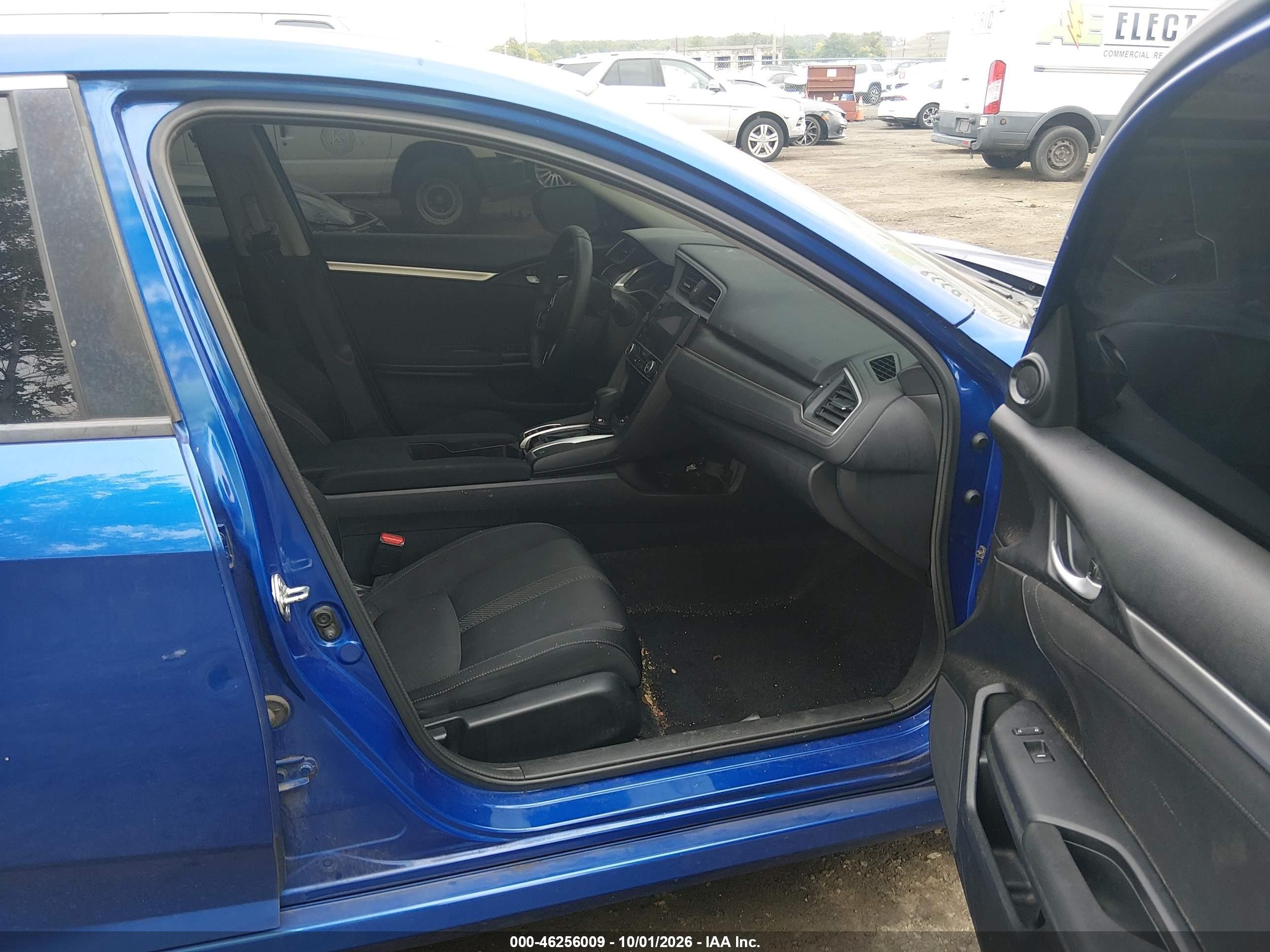 2018 Honda Civic VIN 2HGFC2F7XJH507195 IAAI salvage auction — Normal Wear, Clear (Pennsylvania), sold $4,750 on 2026-10-09 (photo 5)