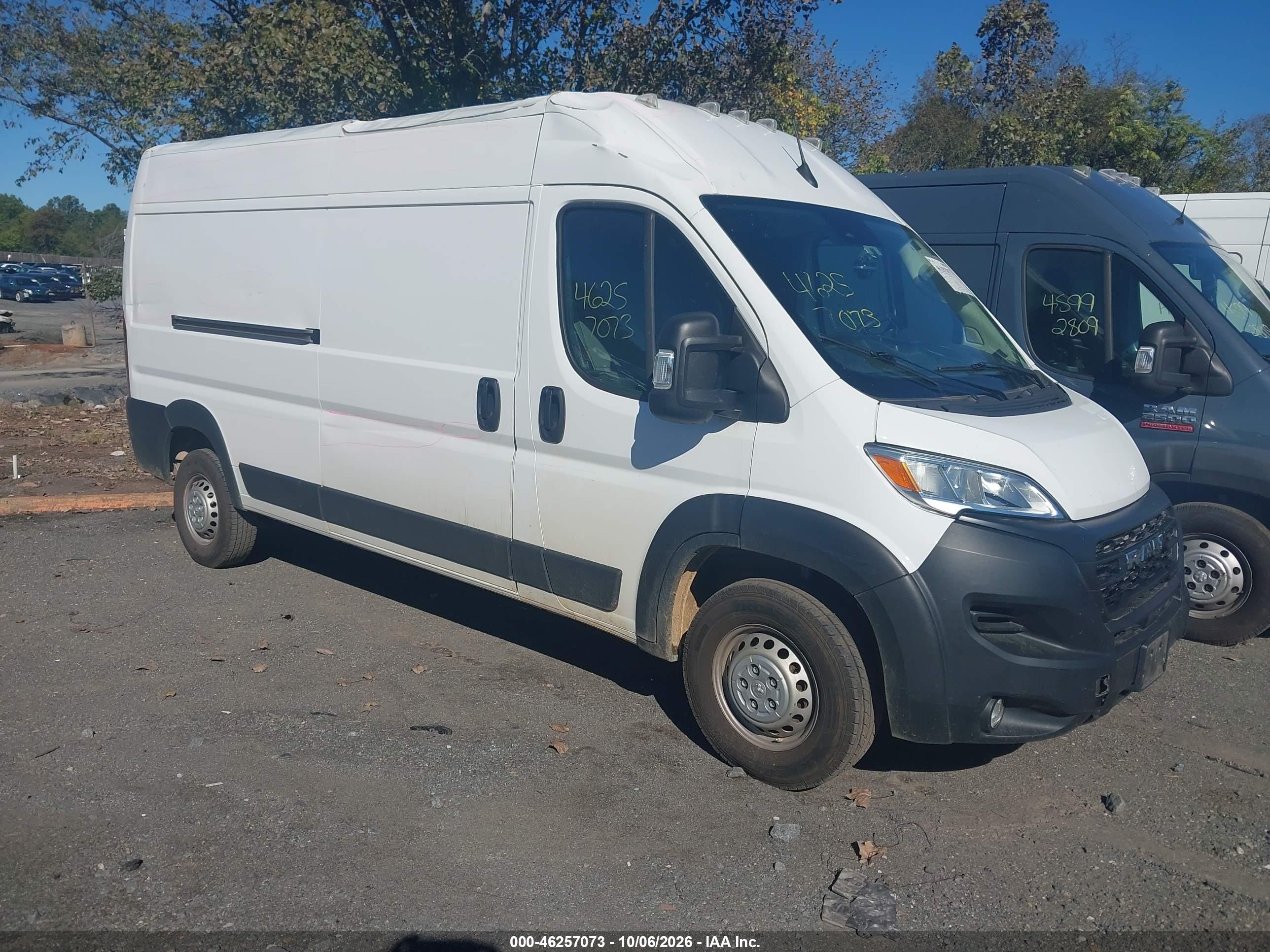 2025 Ram ProMaster 2500 VIN 3C6LRVDG4SE507699 — IAAI salvage auction photo