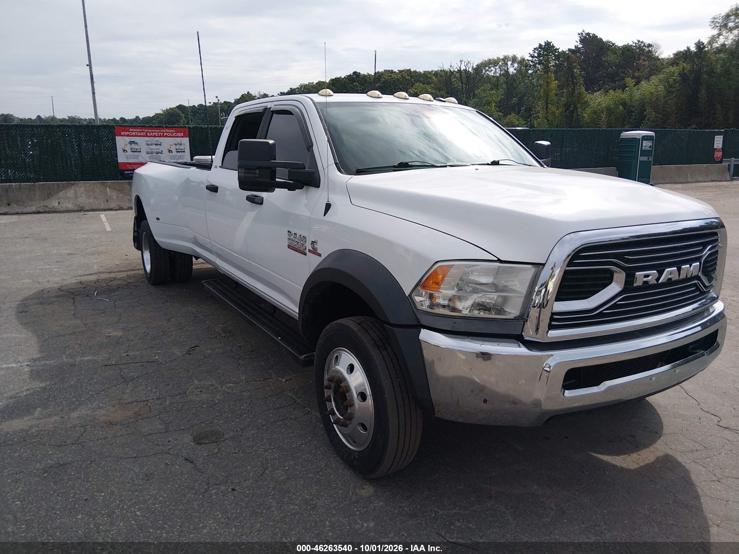 2014 Ram 5500 VIN 3C7WRNFL4EG158457 — IAAI salvage auction photo