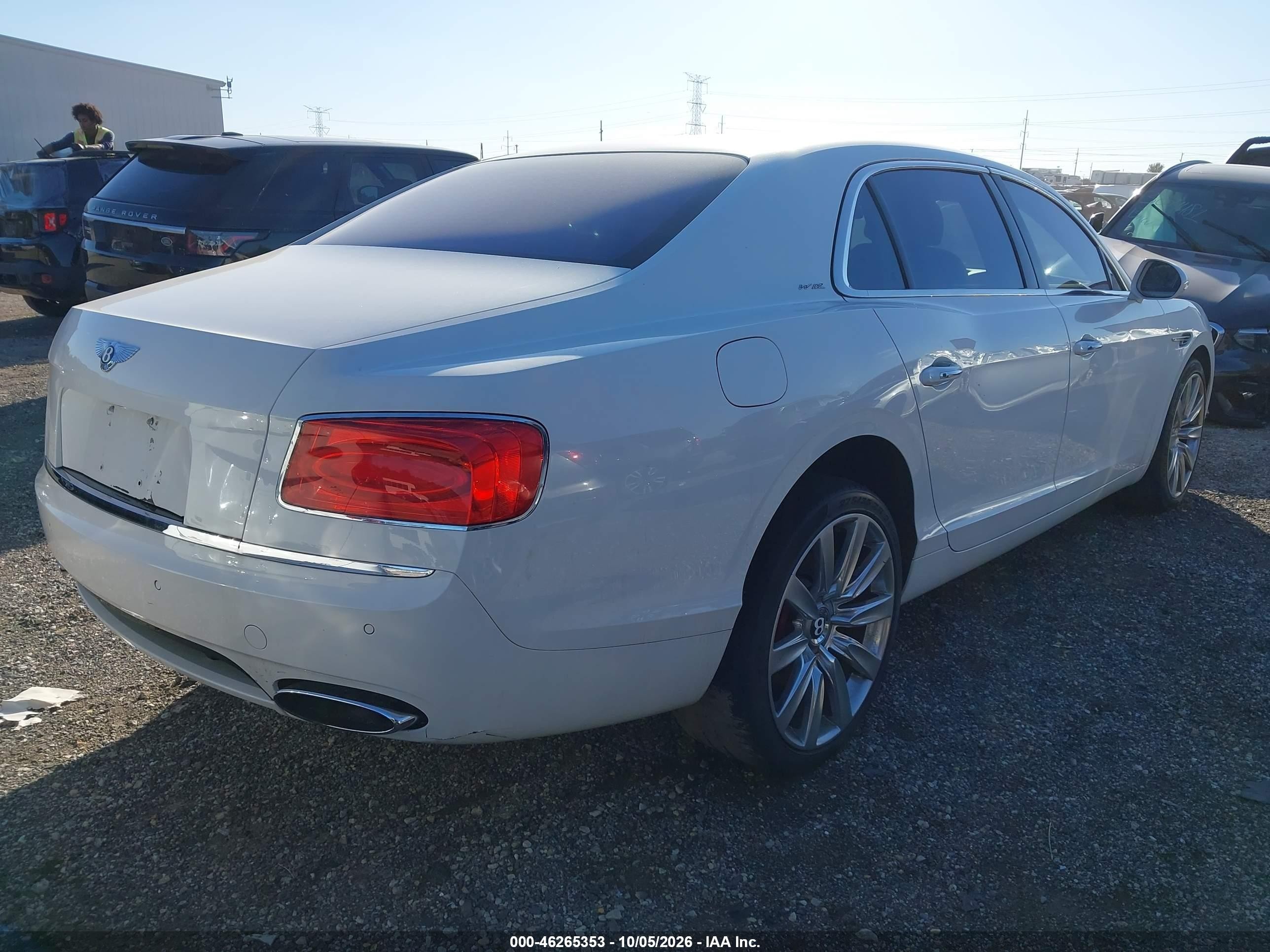 2015 Bentley Flying Spur VIN SCBEC9ZA9FC041217 IAAI salvage auction — Unknown, Salvage (California), sold $11,250 on 2026-10-07 (photo 4)
