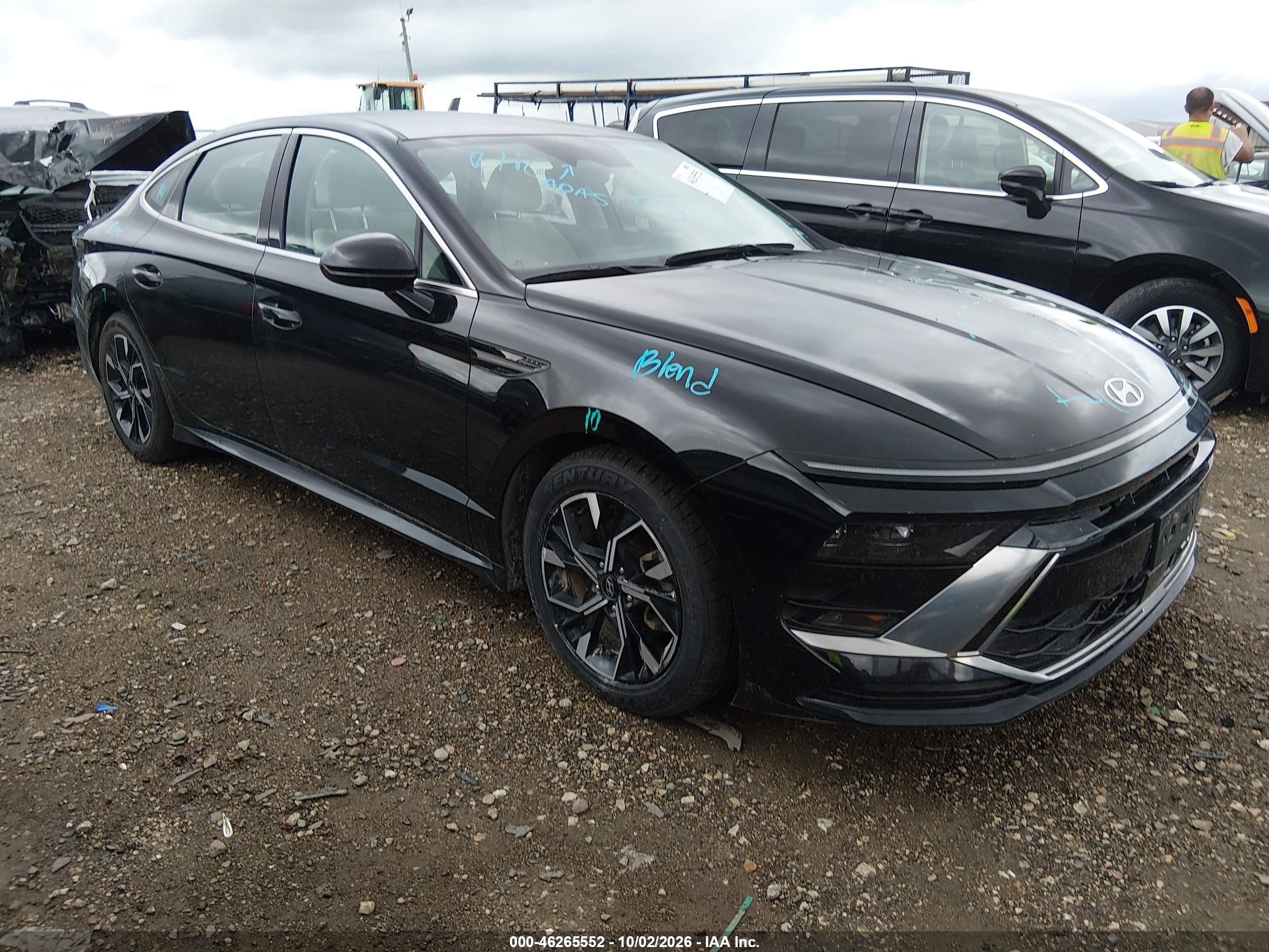 2025 Hyundai Sonata VIN KMHL64JA5SA471435 — IAAI salvage auction photo
