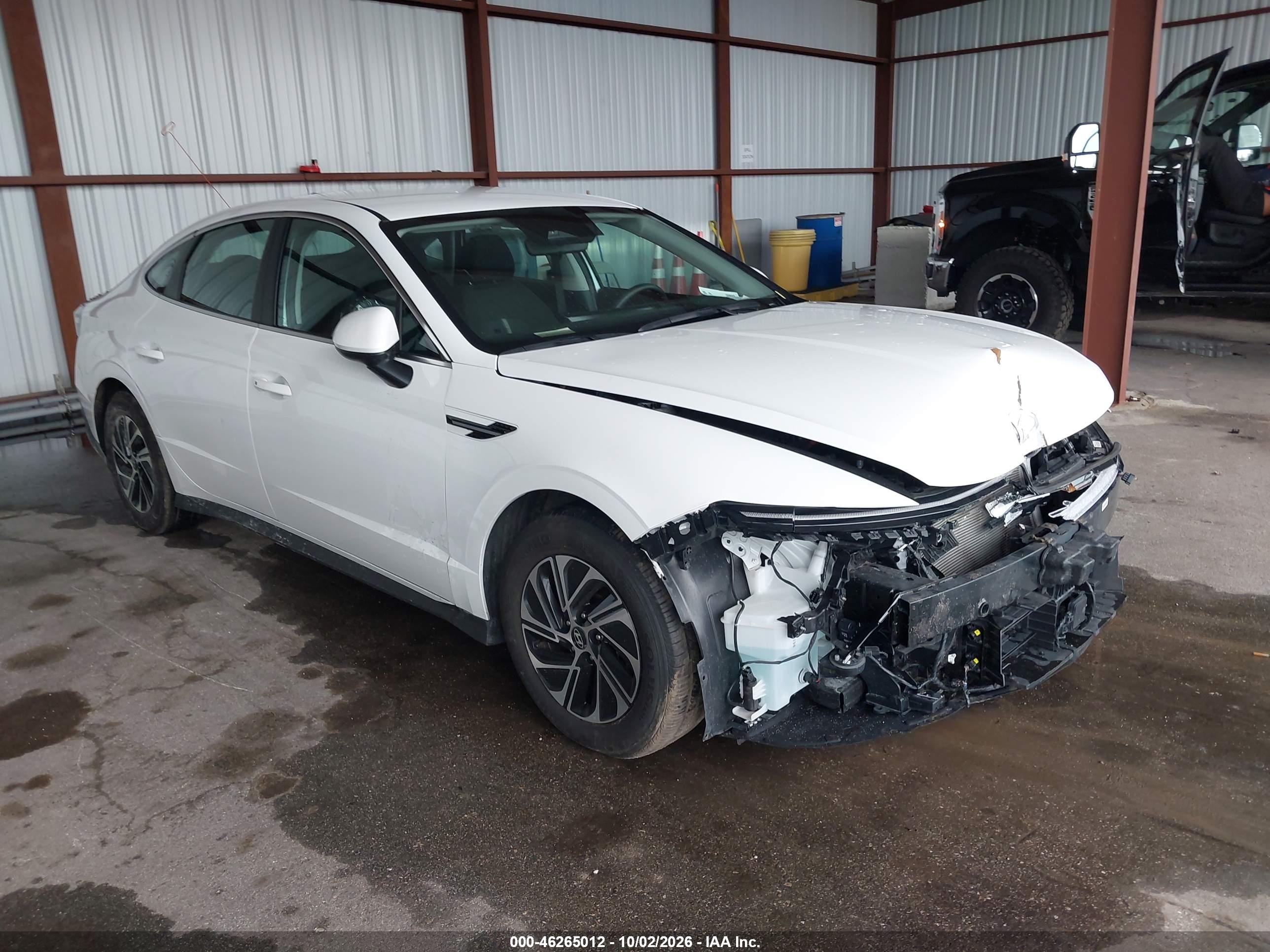 2026 Hyundai Sonata Hybrid VIN KMHL24JJ9TA147790 — IAAI salvage auction photo