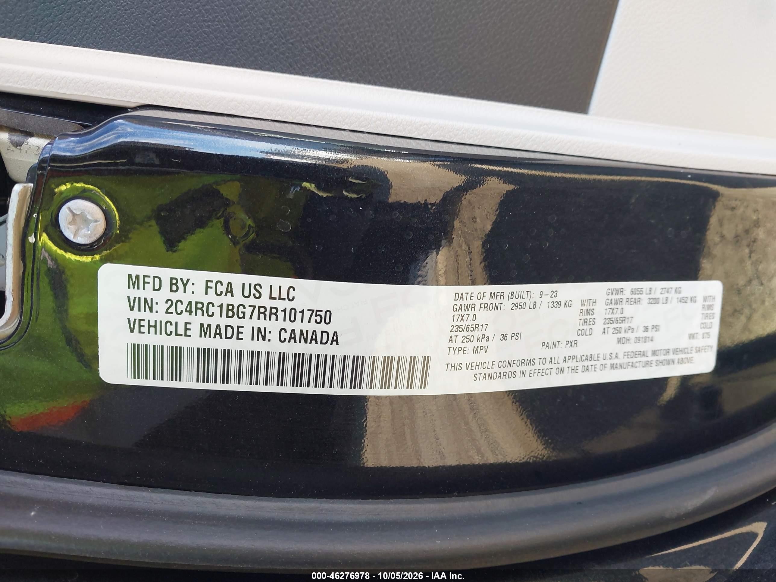 2024 Chrysler Pacifica VIN 2C4RC1BG7RR101750 IAAI salvage auction — Rear End, Enterprise Vehicles Clear Only (Florida), sold $11,000 on 2026-10-14 (photo 9)
