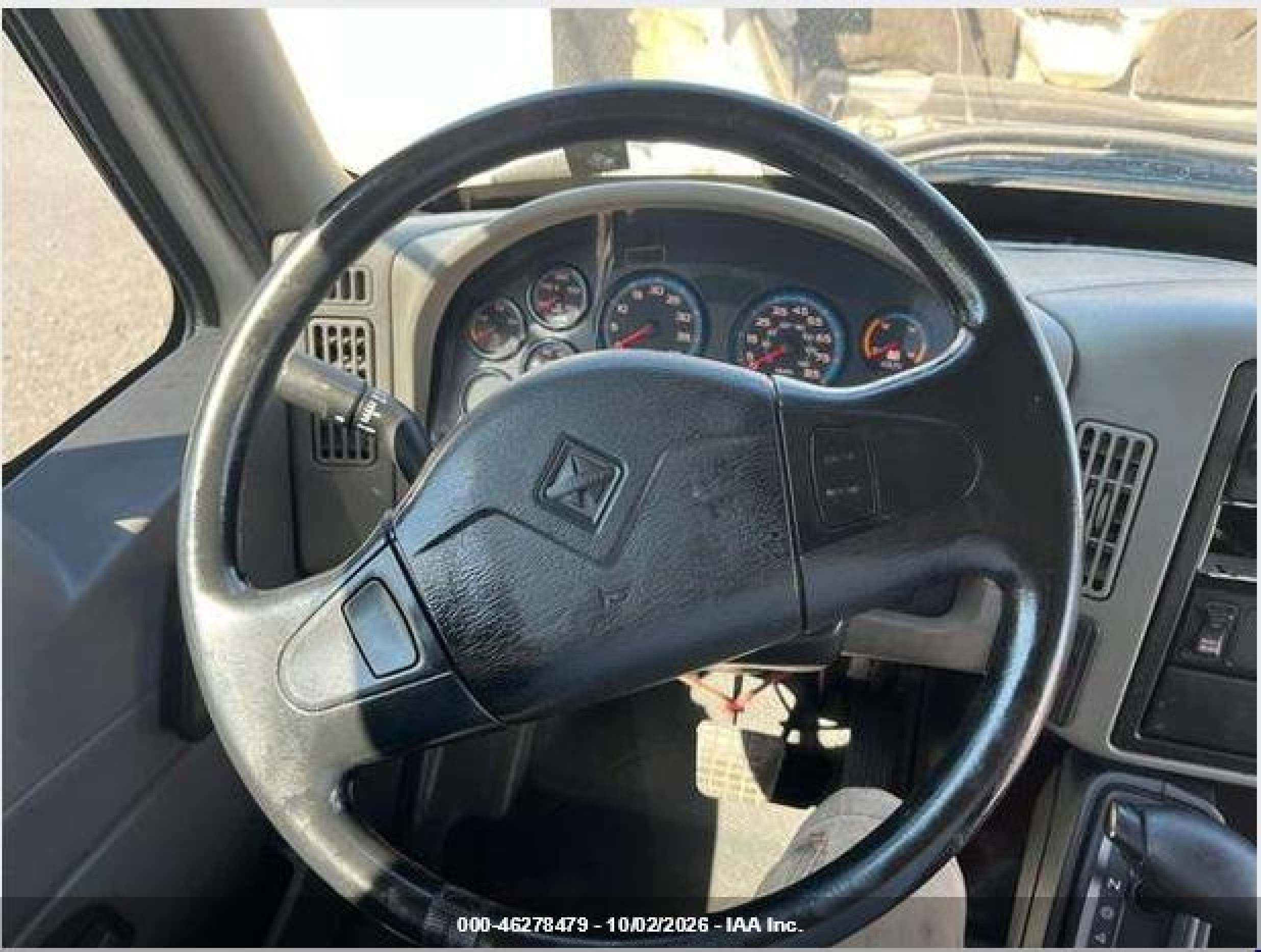 2017 International Durastar 4300 VIN 1HTMMMML9HH639110 IAAI salvage auction — Unknown, Original (West Virginia), sold $5,325 on 2026-10-10 (photo 5)