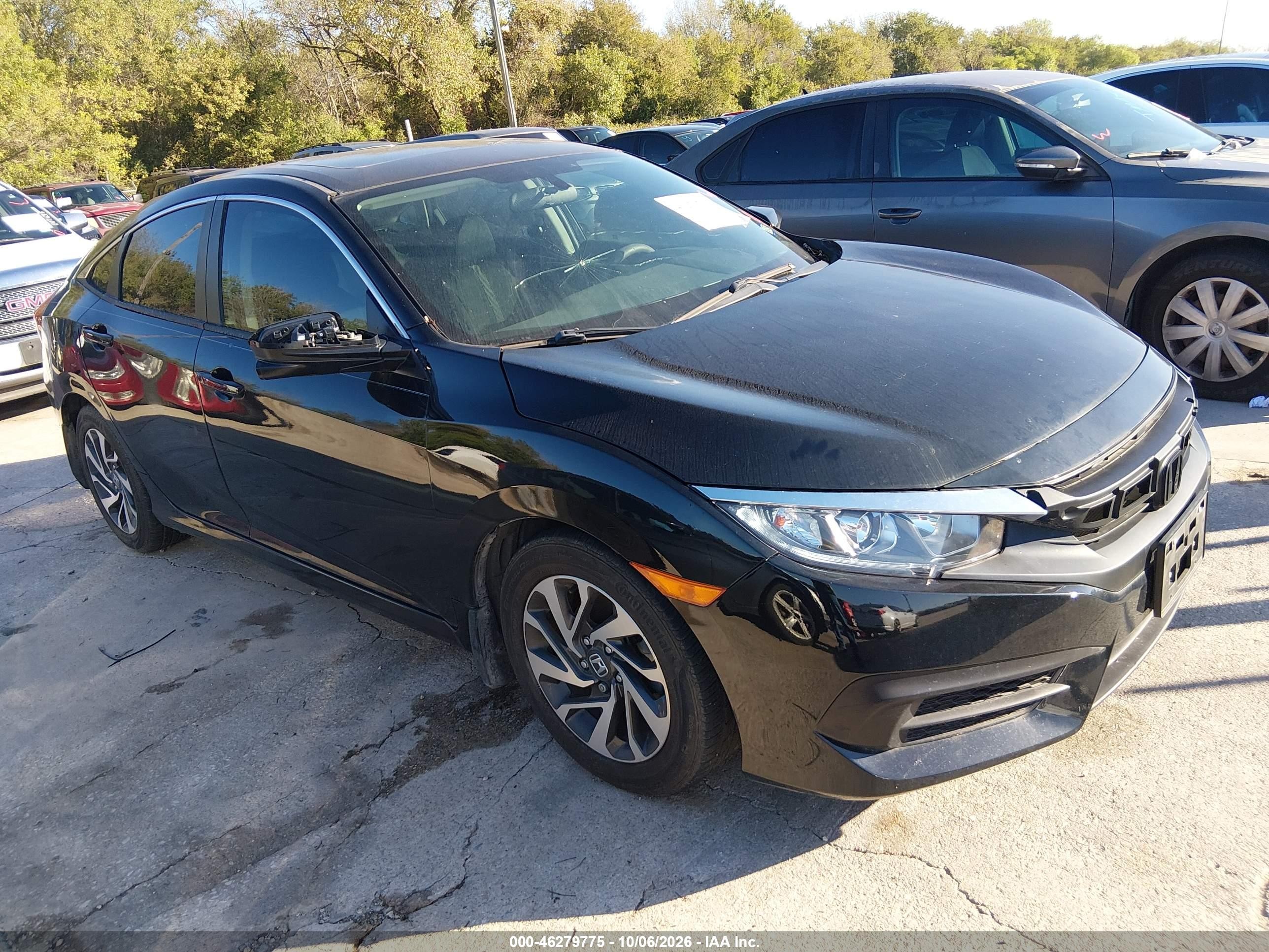 2017 Honda Civic VIN 19XFC2F74HE062358 — IAAI salvage auction photo